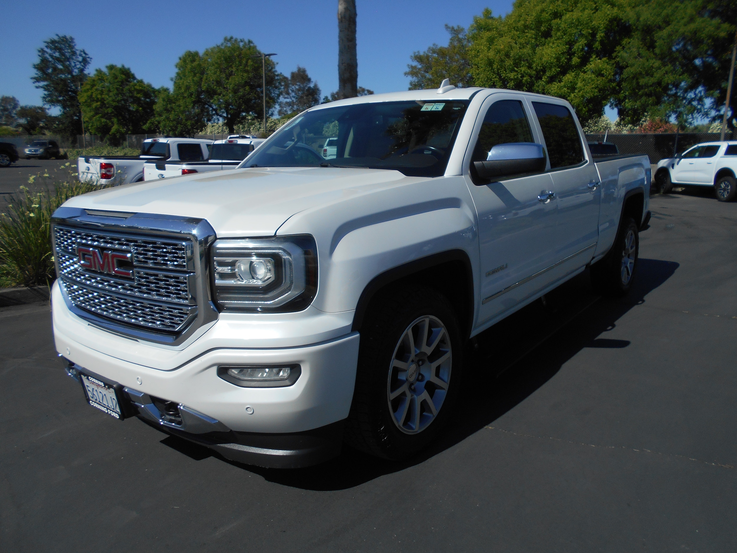 2017 GMC Sierra 4WD Crew Cab Standard Box's photo