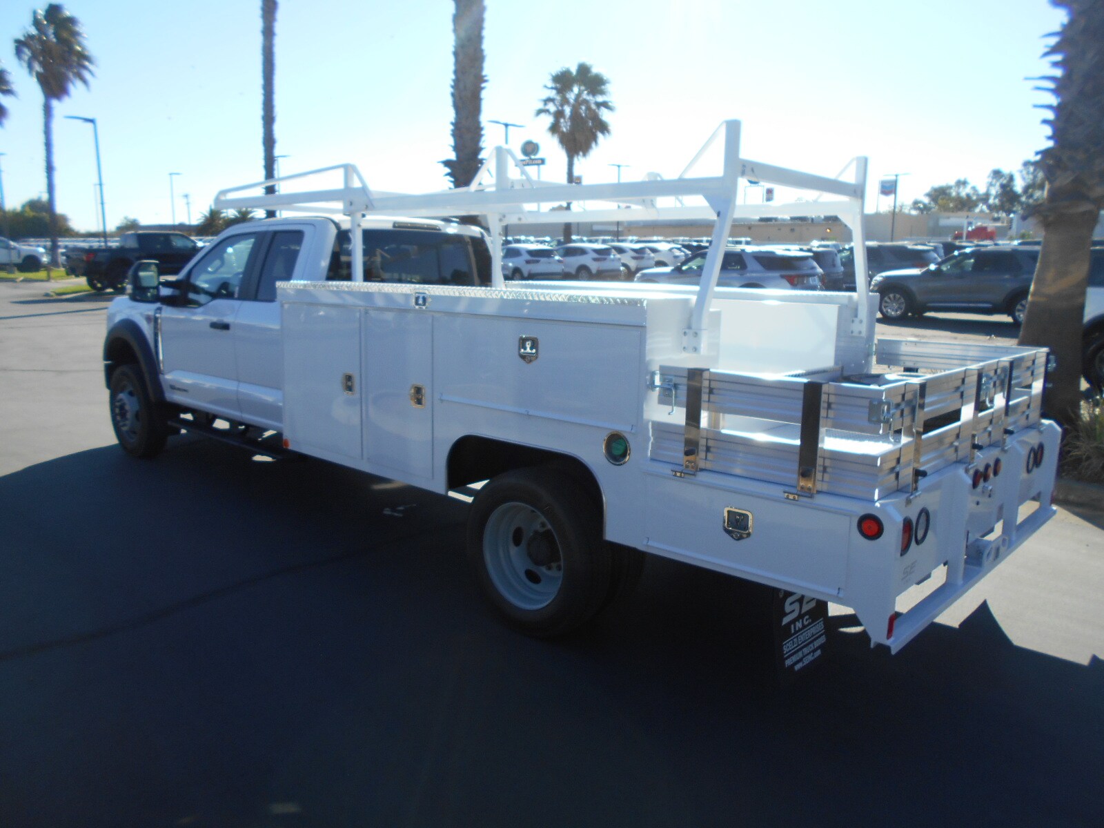 2024 Ford F-550 XL photo 3
