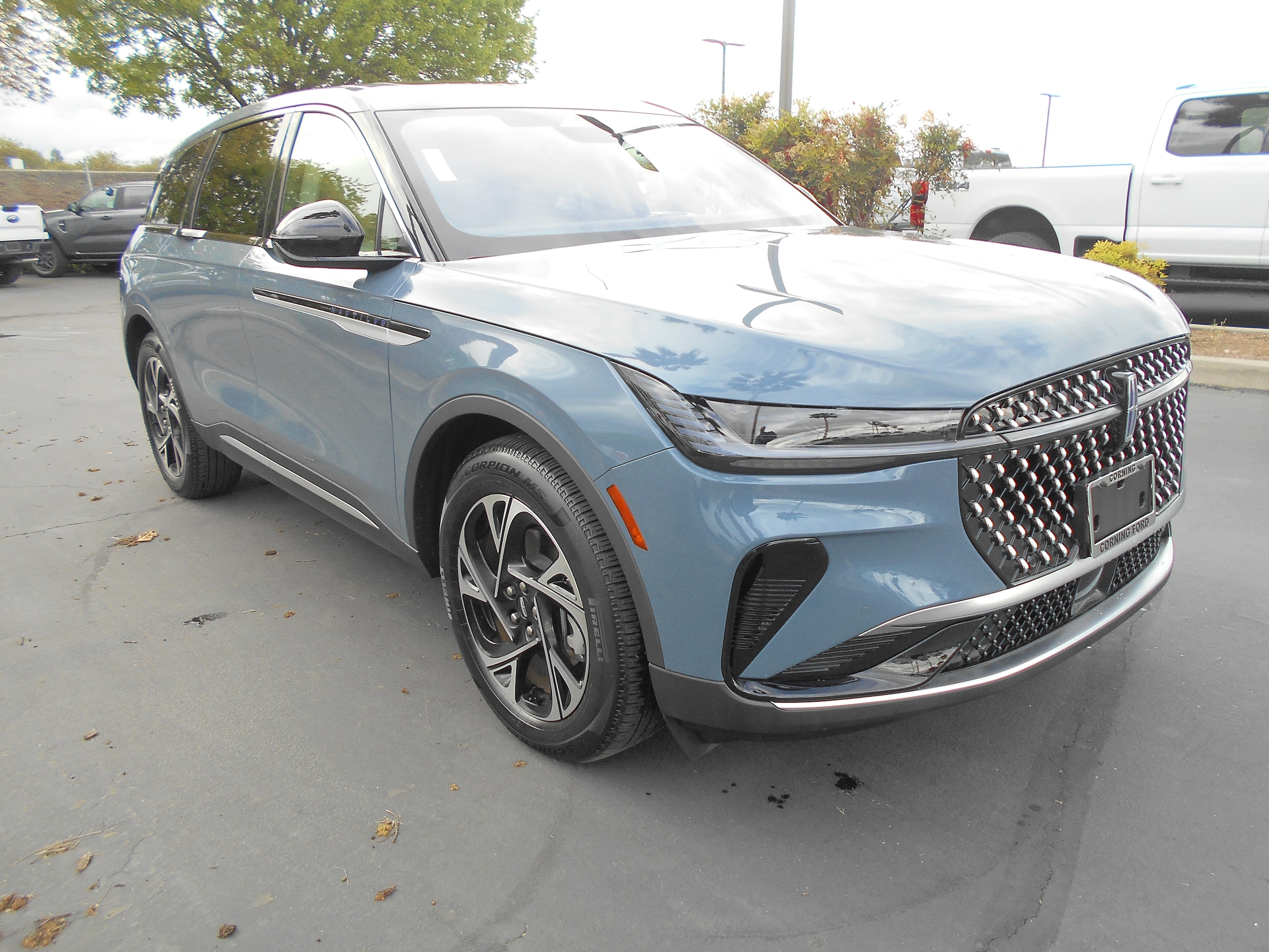 2025 Lincoln Nautilus Premiere II photo 6