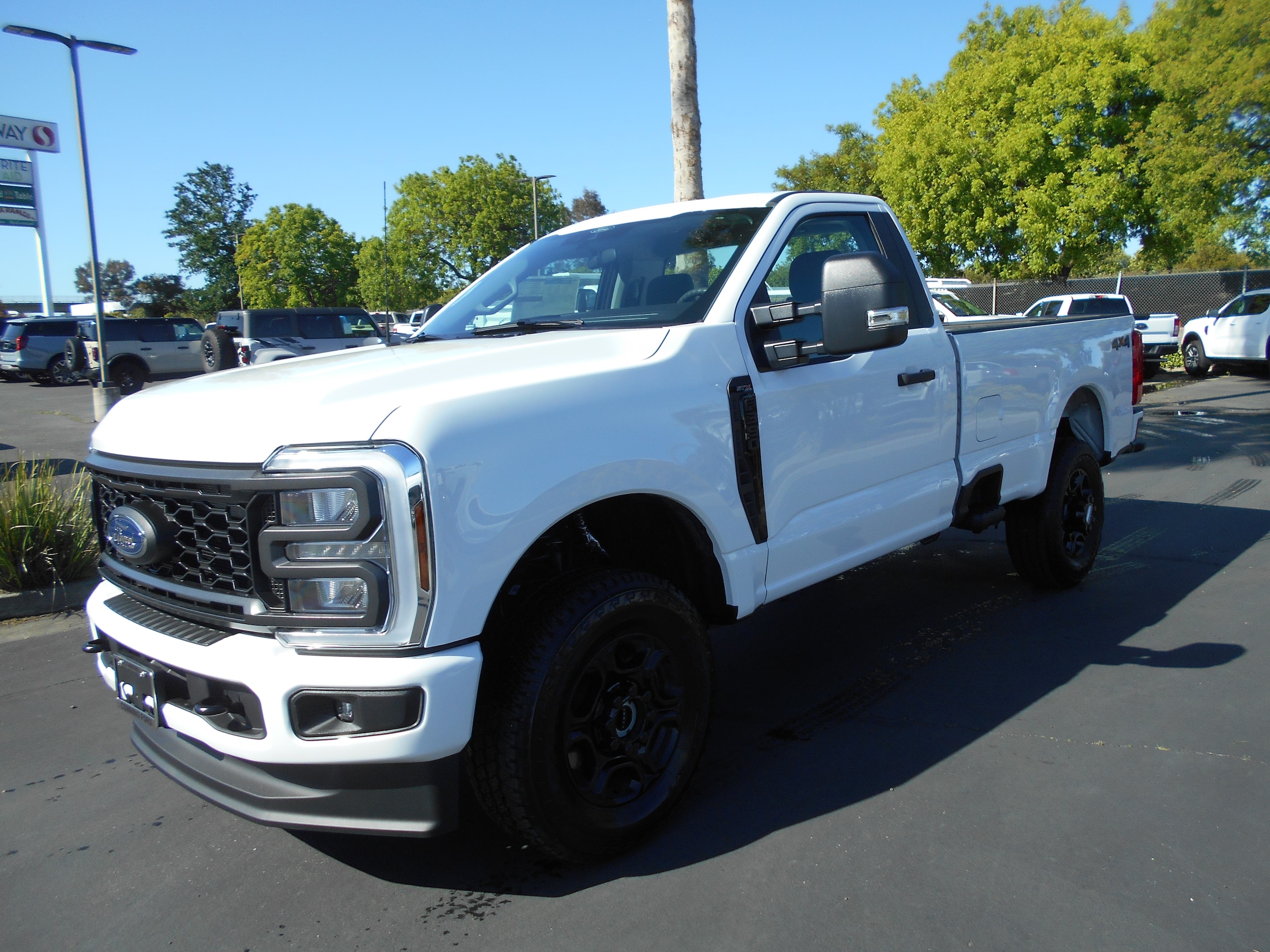 2026 Ford F-350 XL 4x4 Regular Cab 8' Box SRW's photo