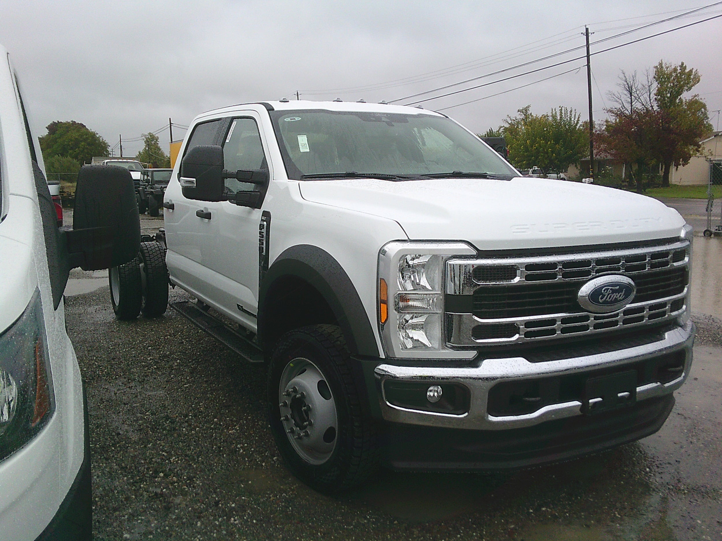 2026 Ford F-550 Super Duty Chassis Cab XLT's photo