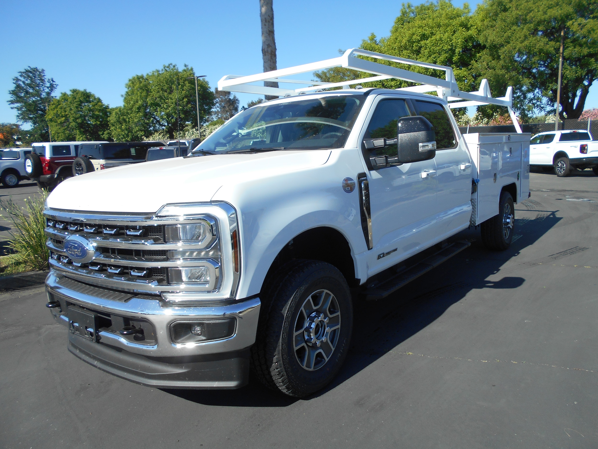 2026 Ford F-350 Lariat 4x4 Crew Cab 179-In SRW's photo