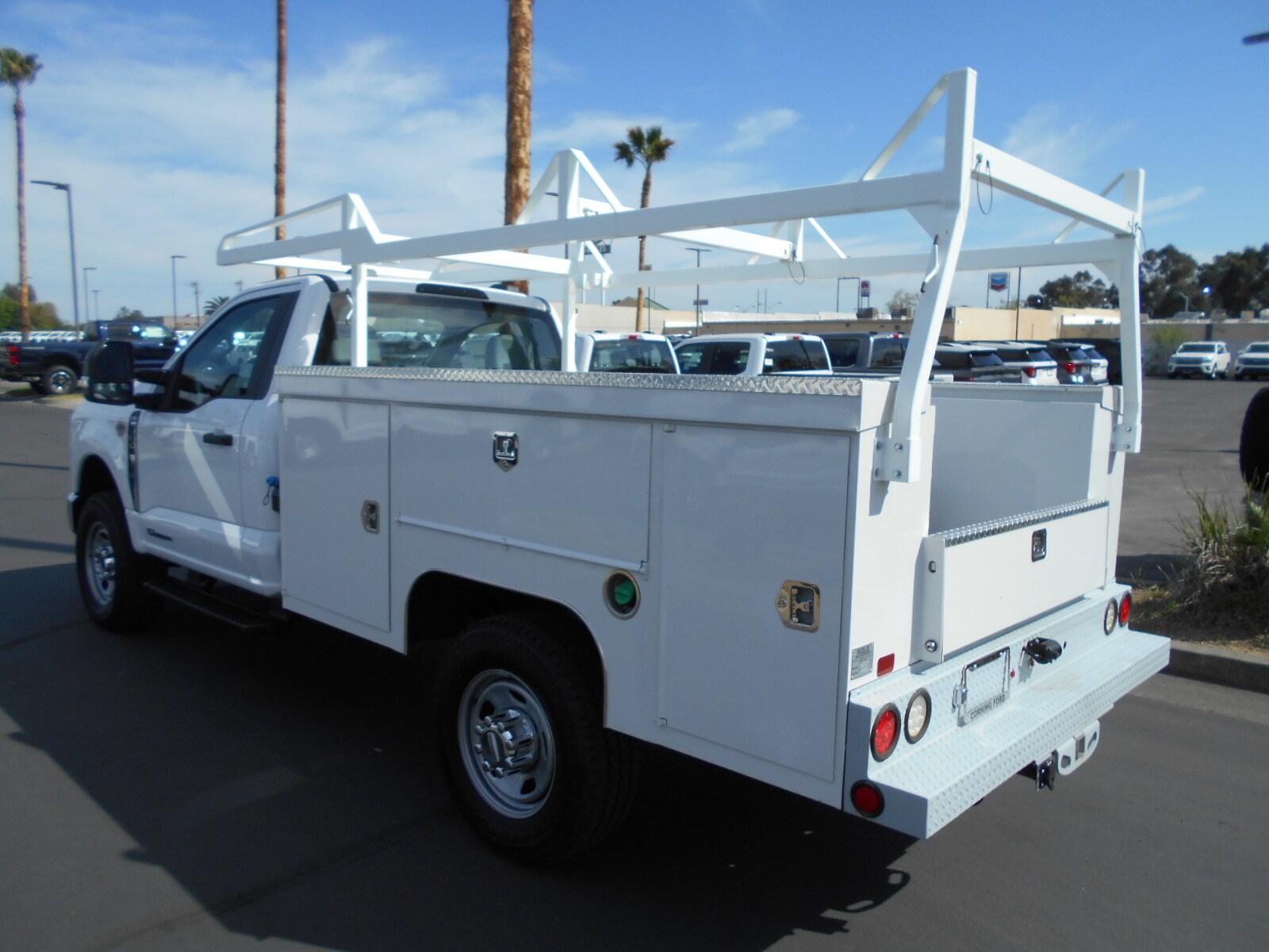 2025 Ford F-350 XL photo 4