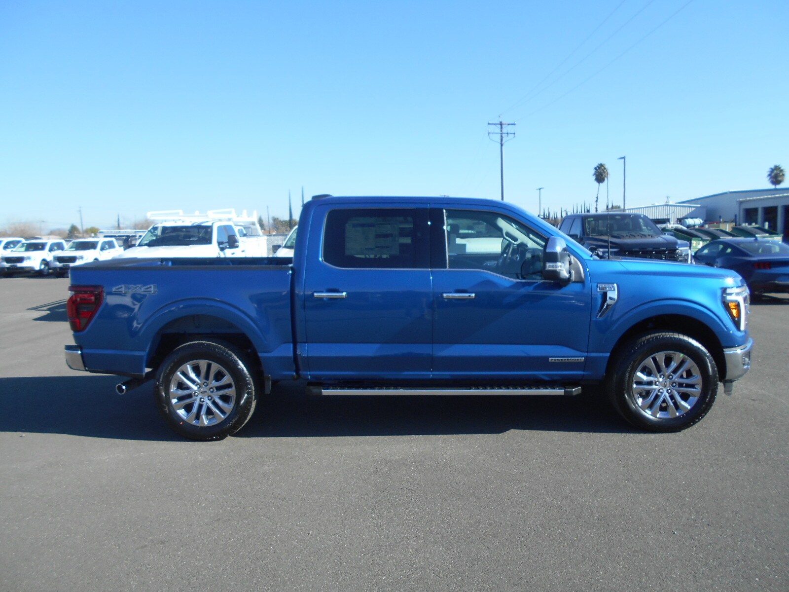 2025 Ford F-150 Lariat photo 2