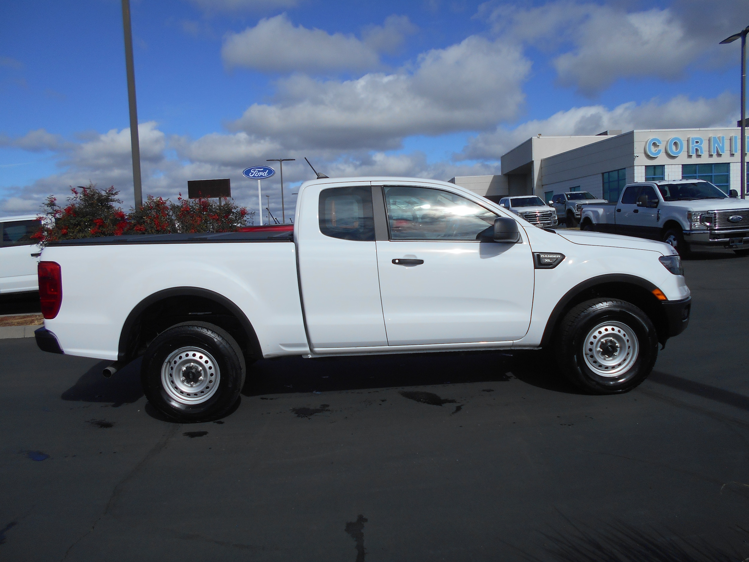 2022 Ford Ranger Vinyl photo 3