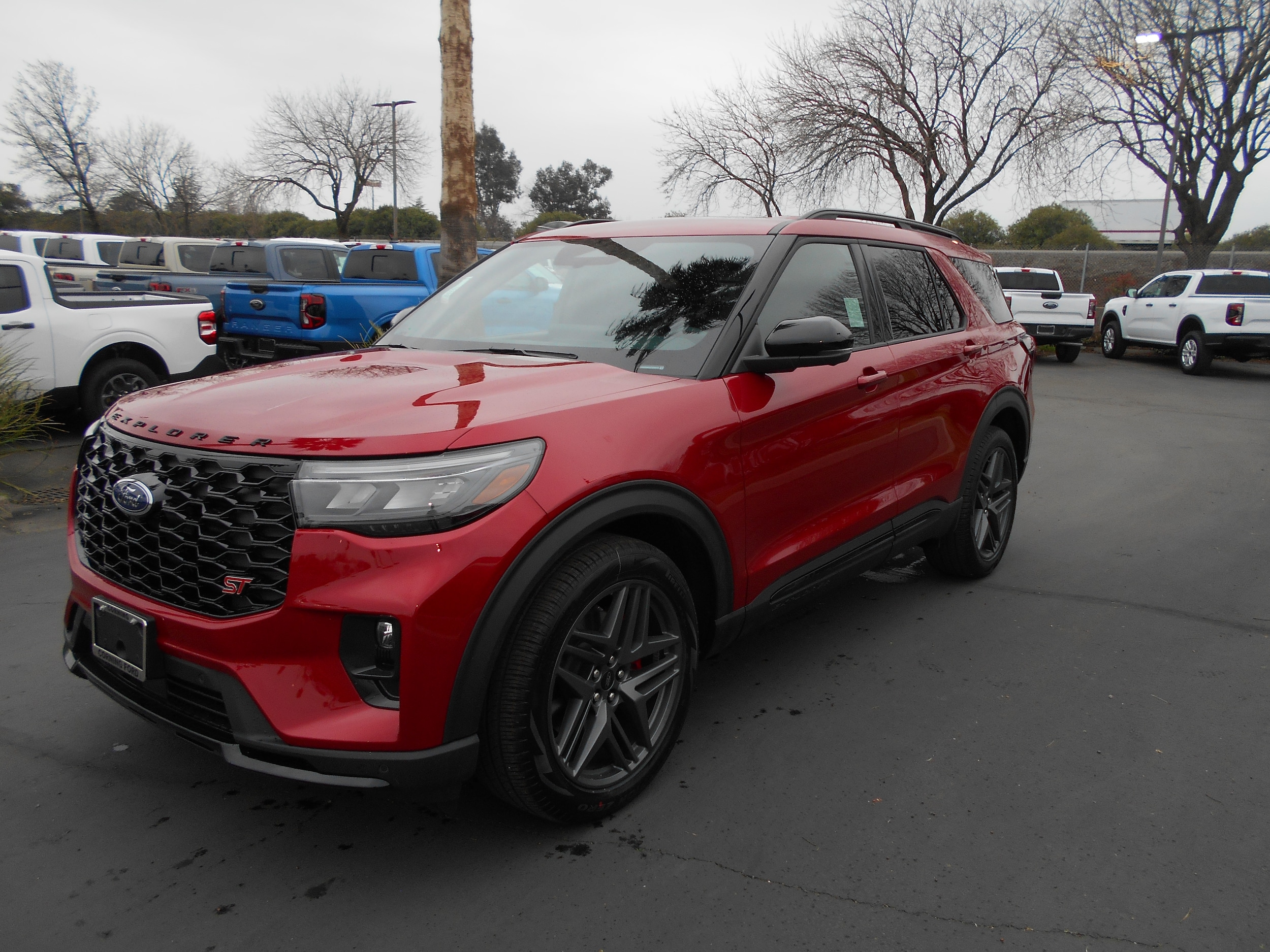 2026 Ford Explorer ST's photo