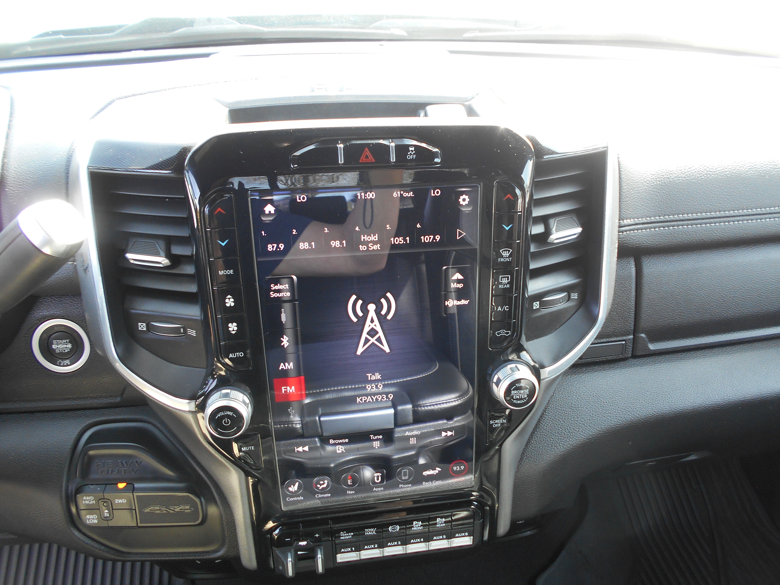 2021 Ram 3500 Leather photo 3