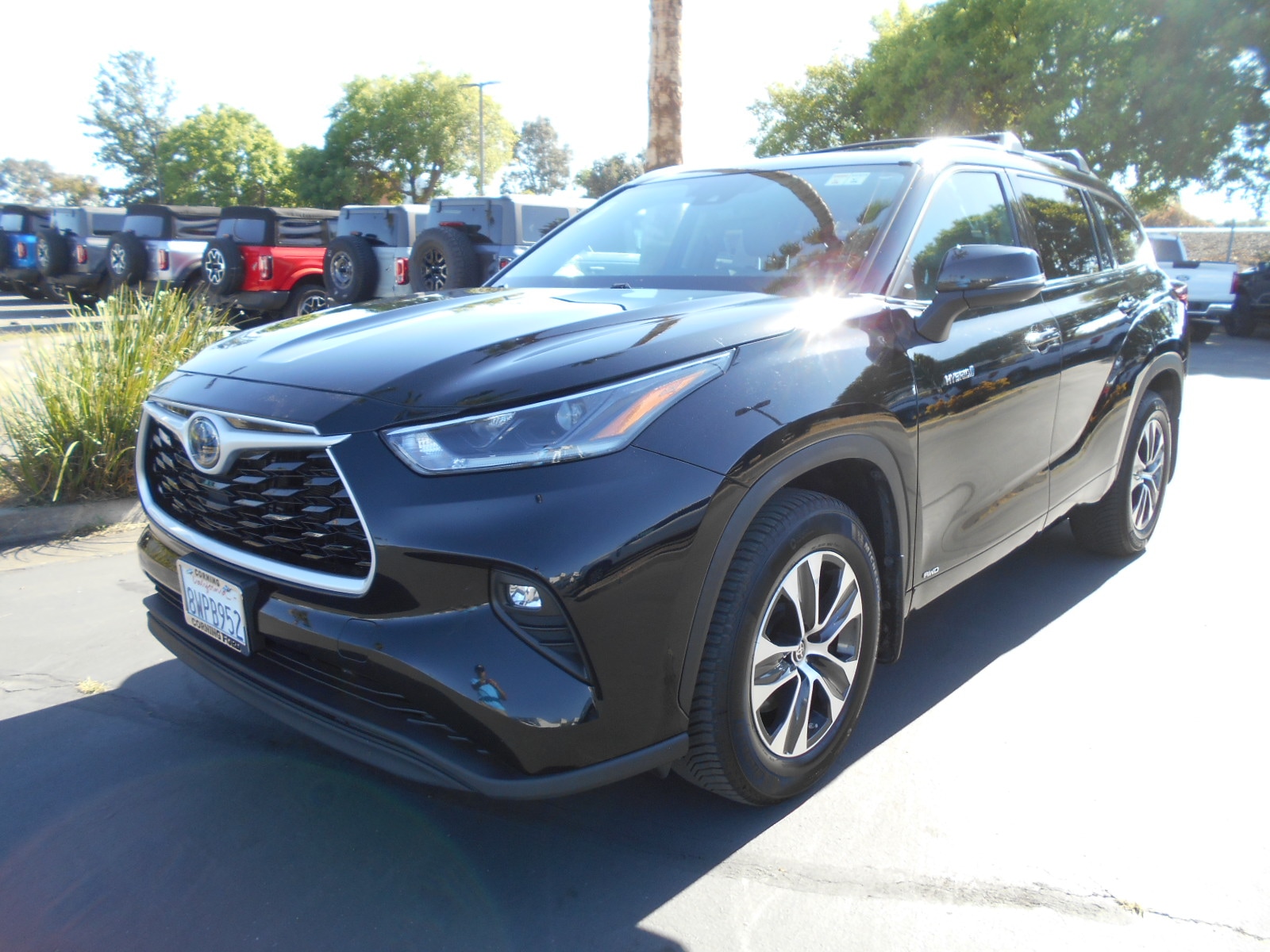 2021 Toyota Highlander XLE's photo