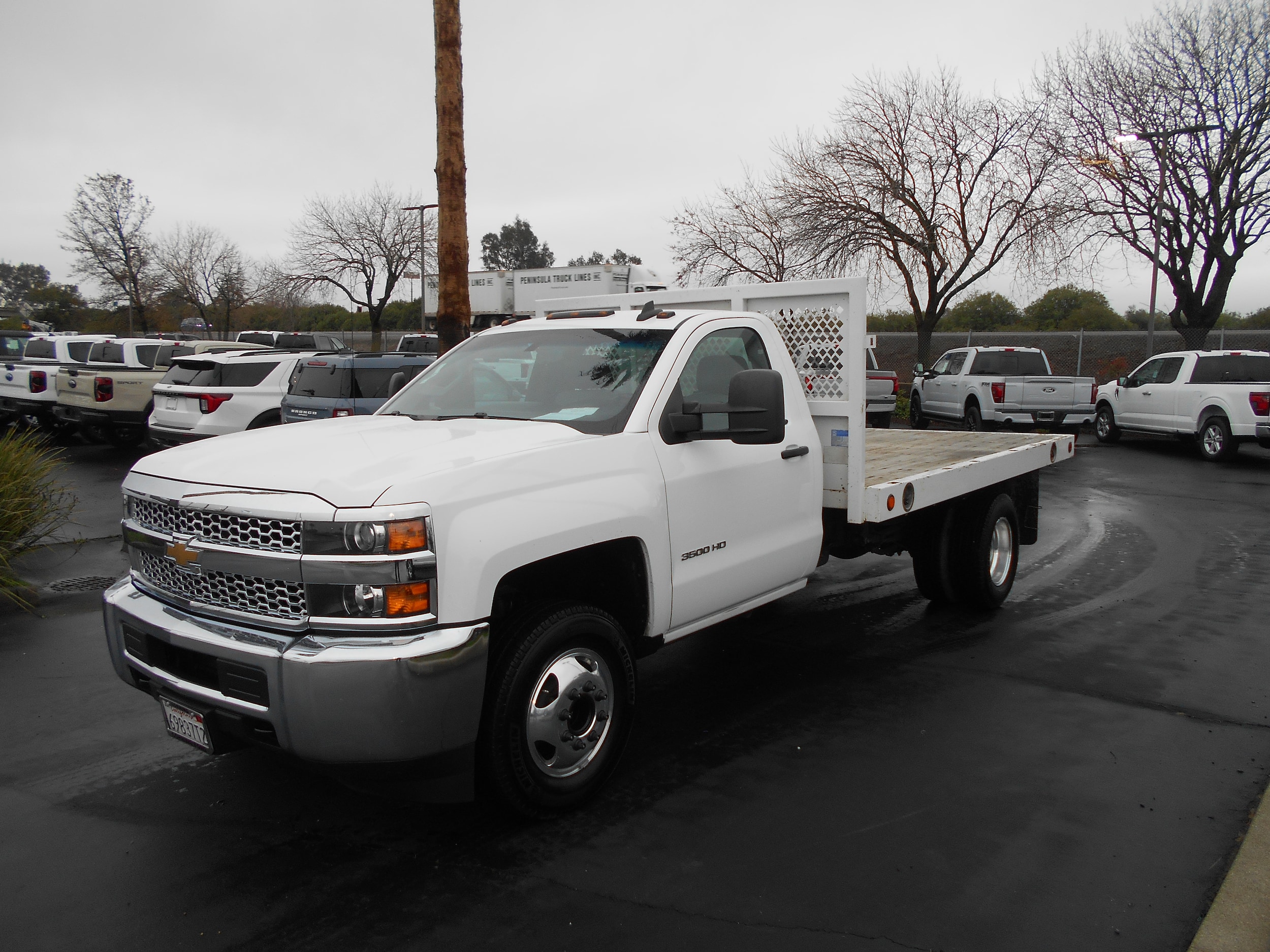 2019 Chevrolet Silverado 3500 Chassis Cab Work Truck's photo