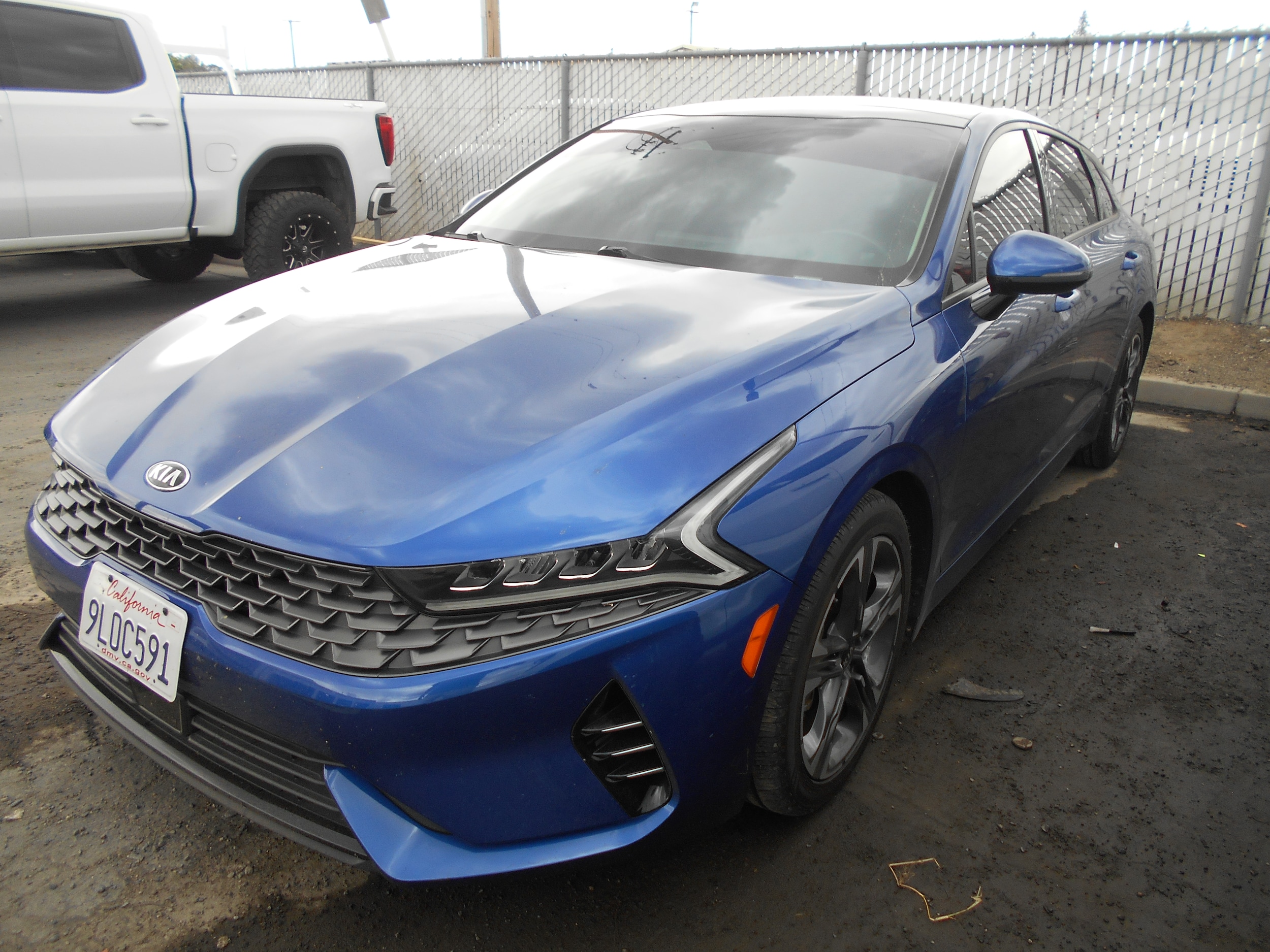 2021 Kia Optima EX FWD's photo