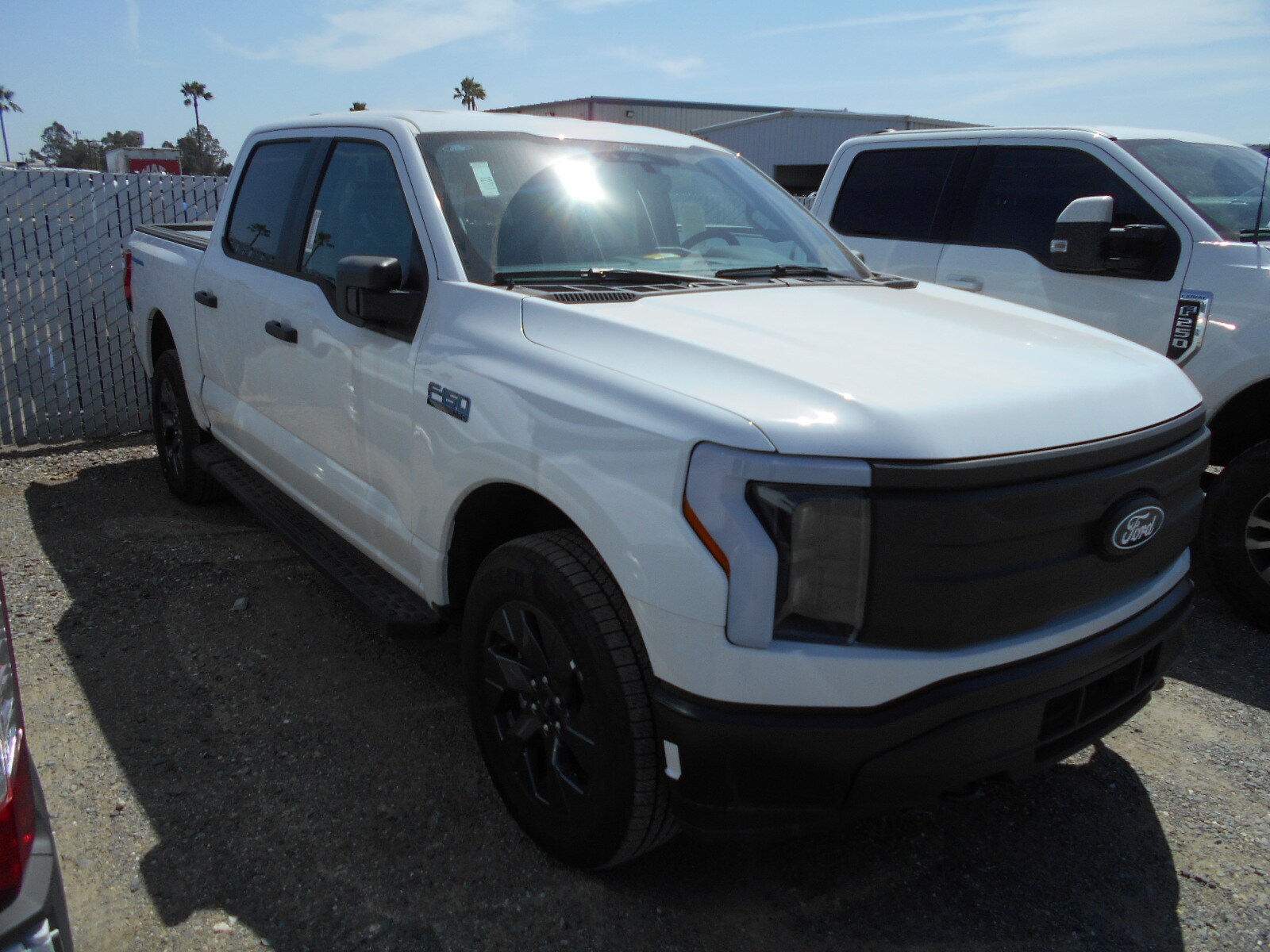 2024 Ford F-150 Lightning photo 3