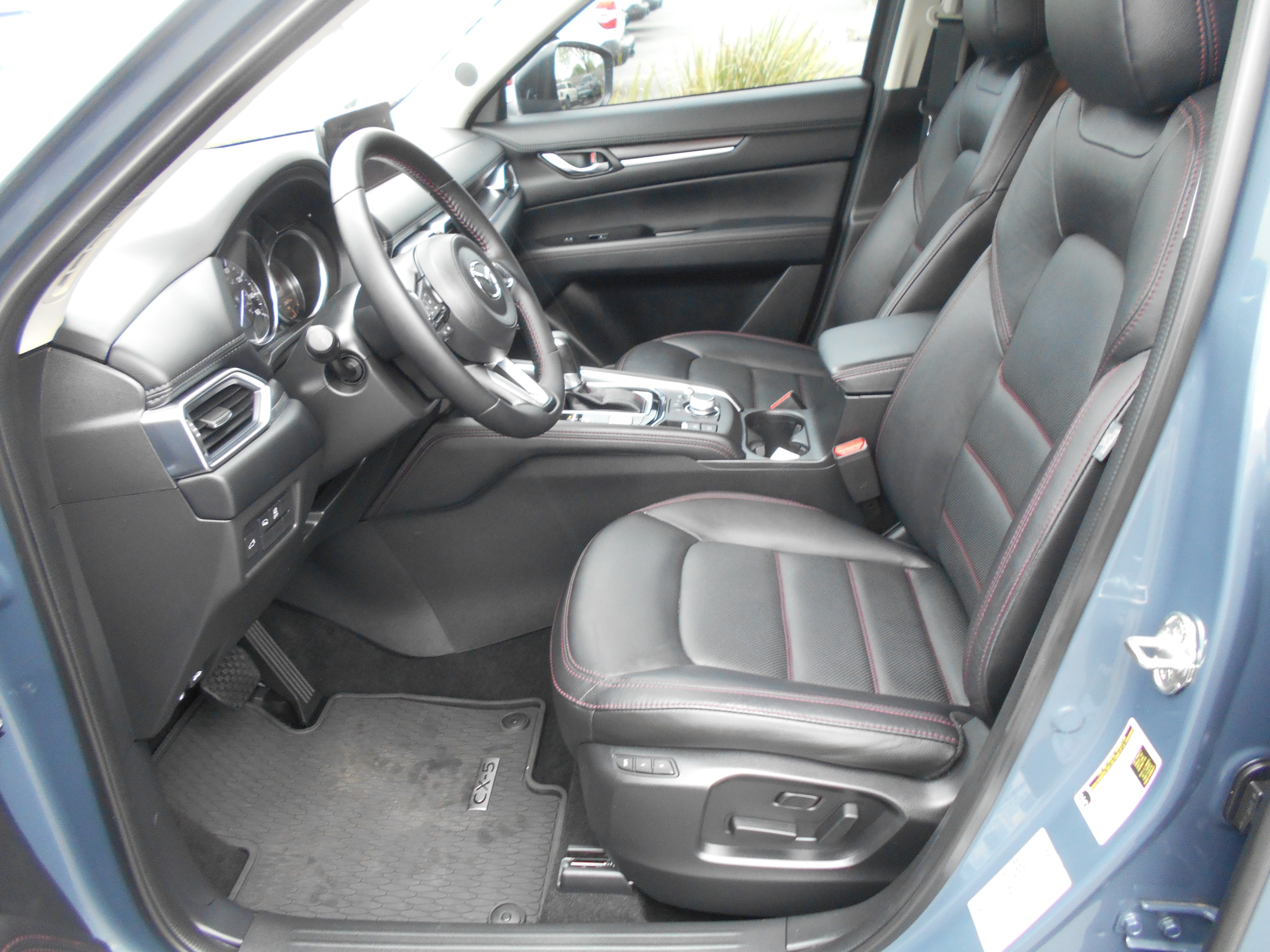 2024 Mazda CX-5 Cloth photo 6