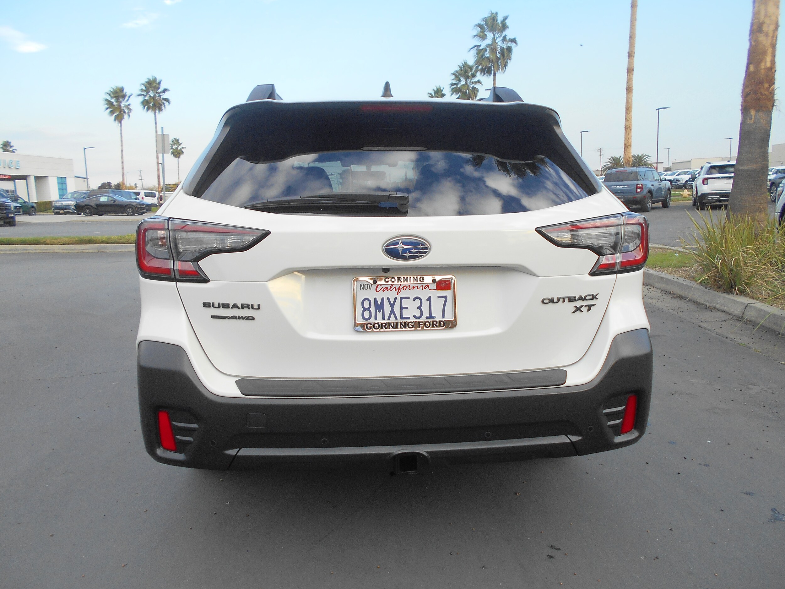 2020 Subaru Outback Onyx Edition photo 2