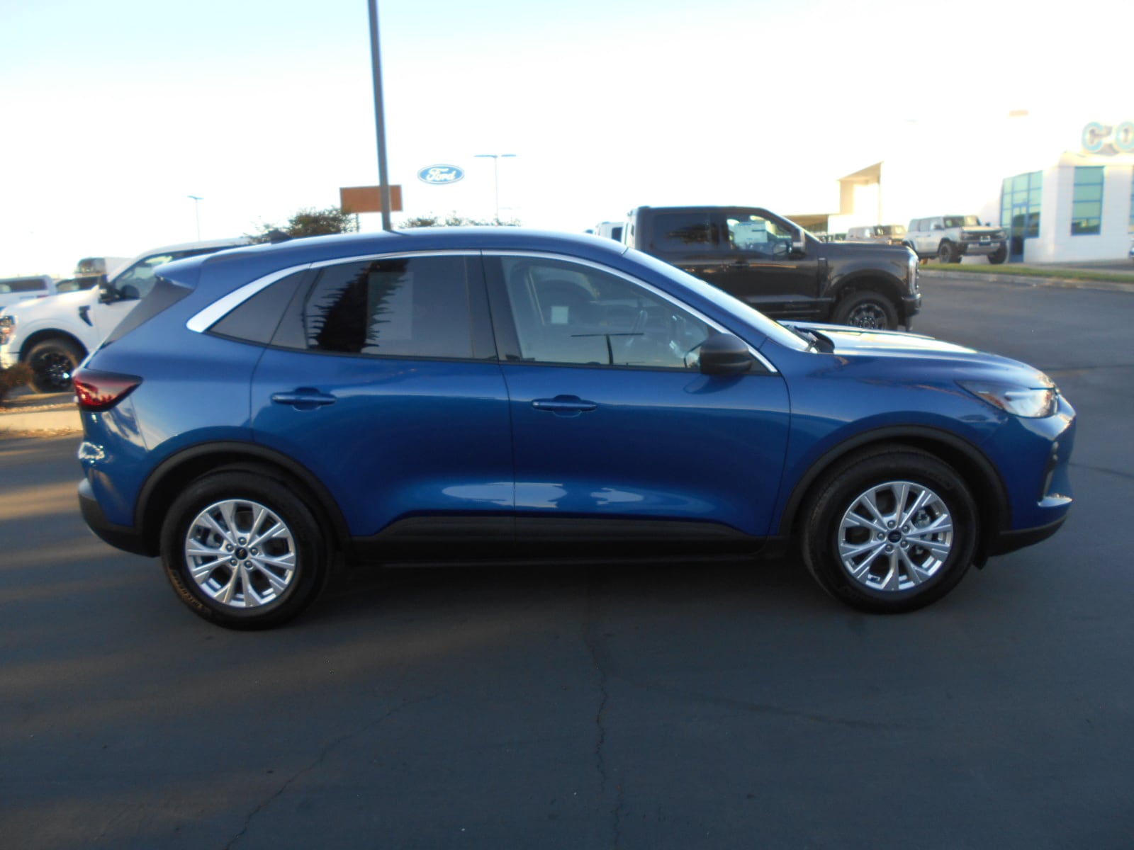Used 2023 Ford Escape Active with VIN 1FMCU0GN9PUA41941 for sale in Corning, CA