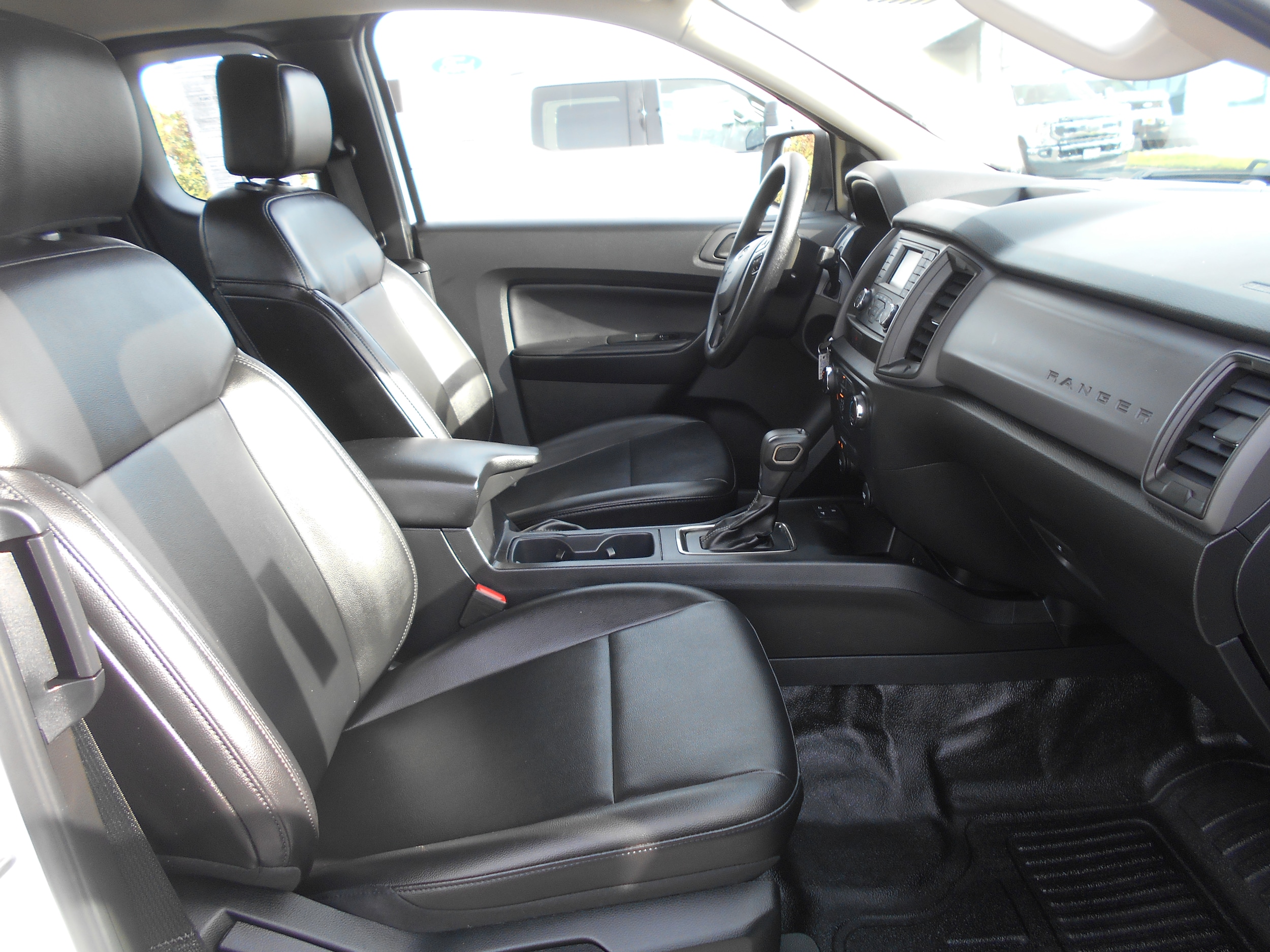 2022 Ford Ranger Vinyl photo 6