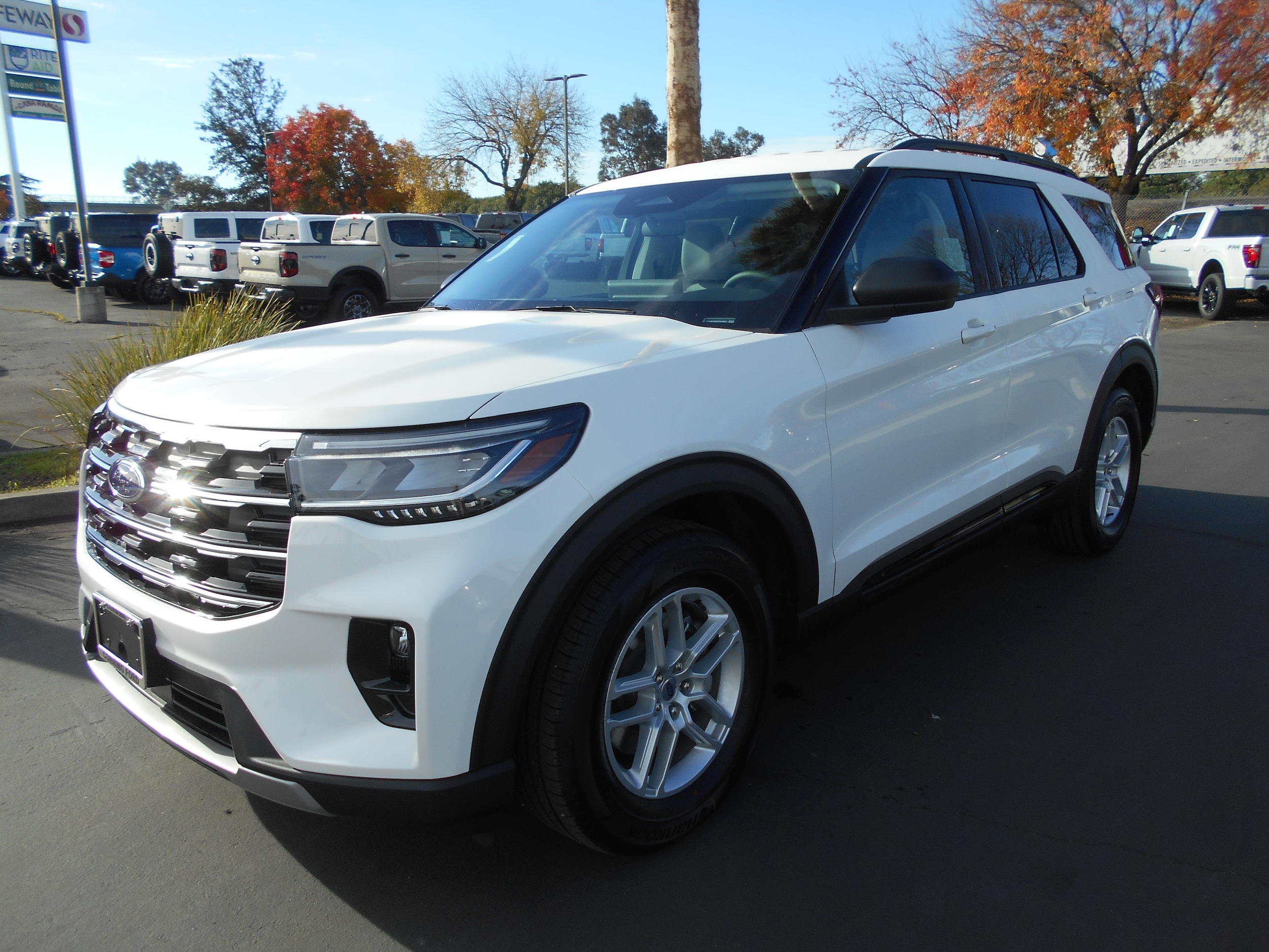 2026 Ford Explorer SUV 