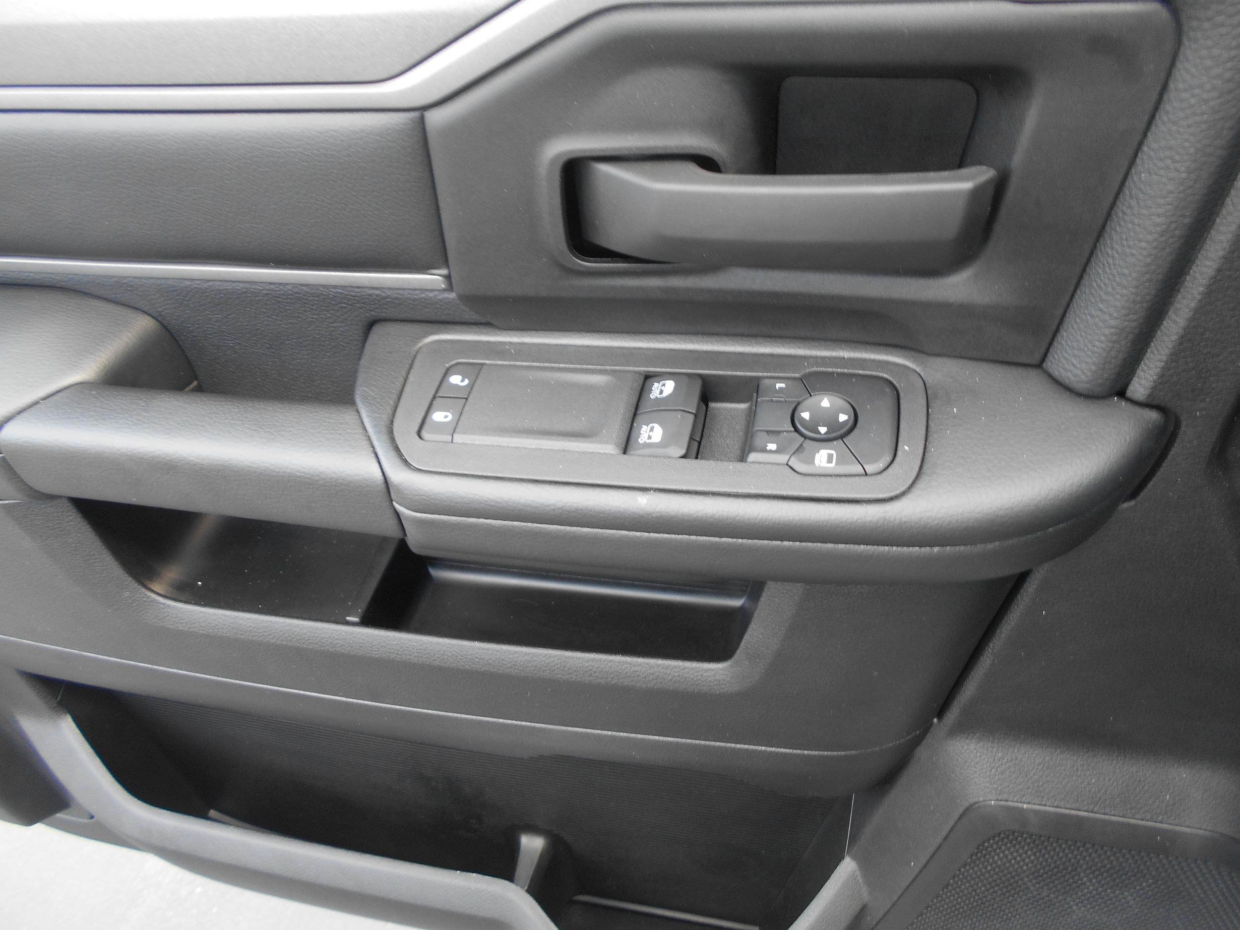 2025 Ram 5500 Chassis Cab Vinyl photo 5