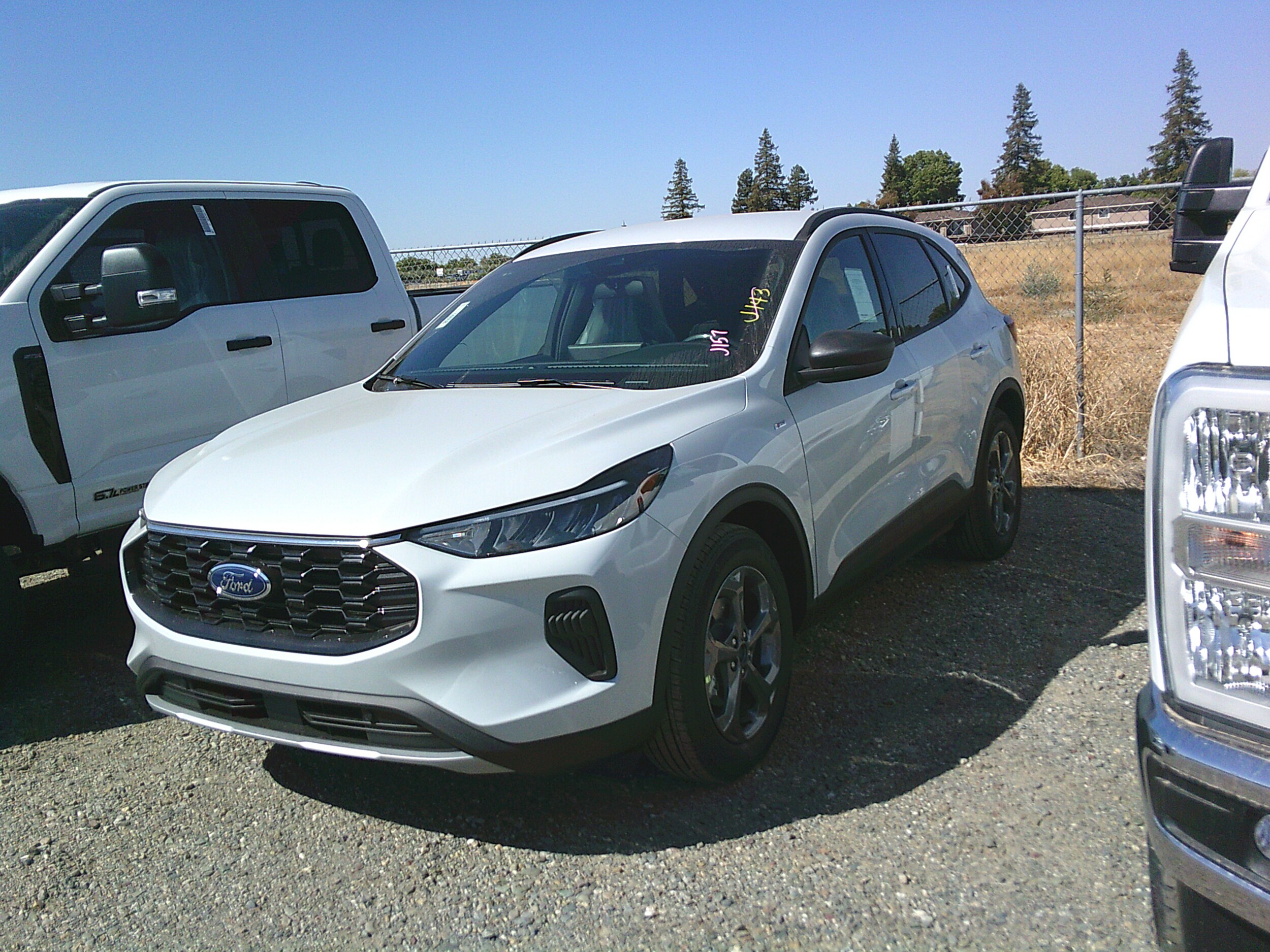 2025 Ford Escape ST-Line photo 2