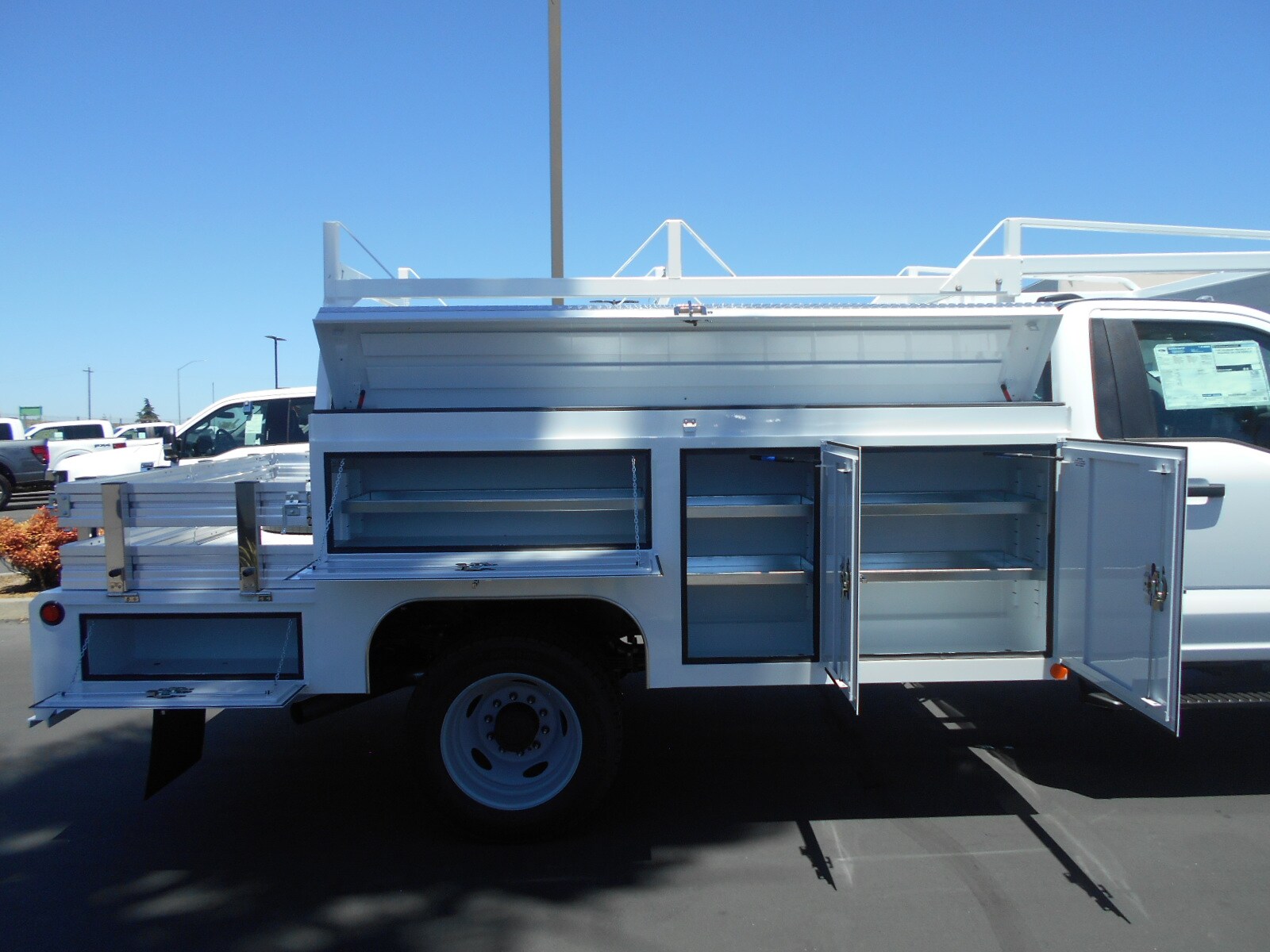 2024 Ford F-550 XL photo 4