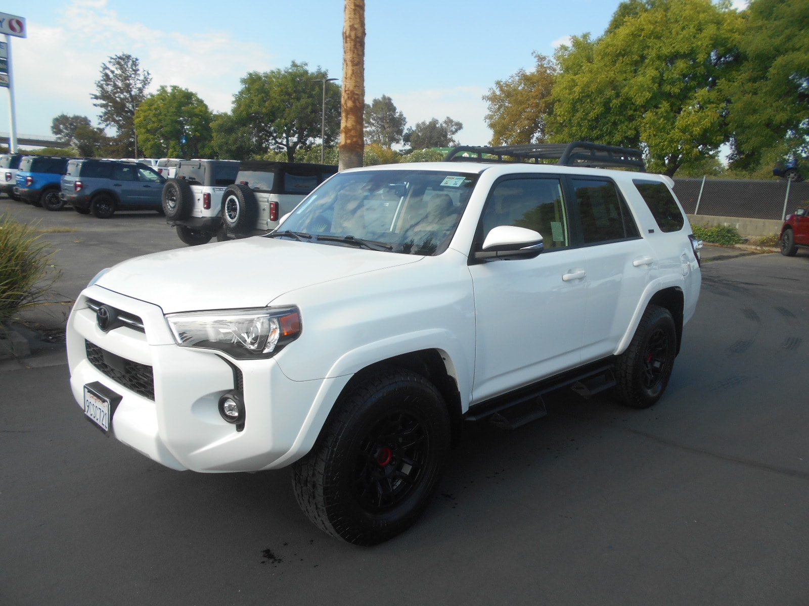 2022 Toyota 4Runner SR5 Premium's photo