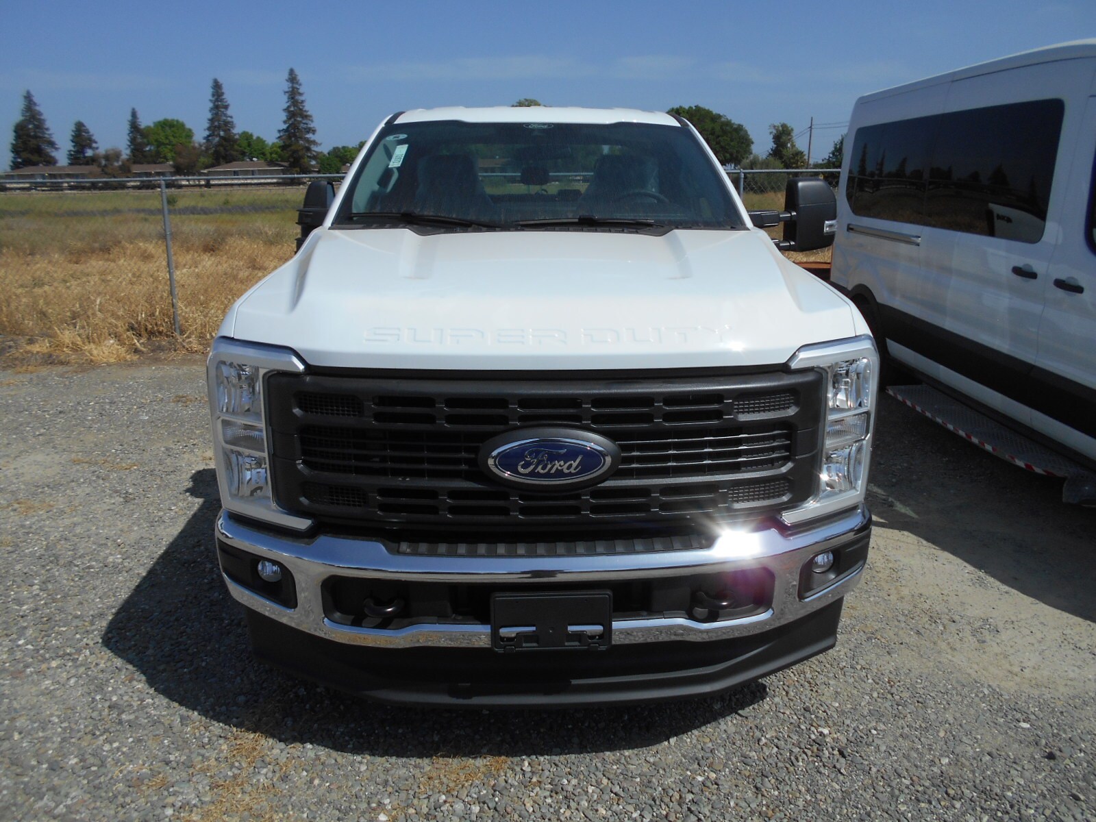 2025 Ford F-350 XL photo 2