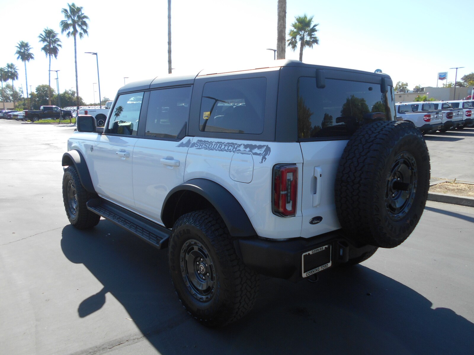 2025 Ford Bronco Outer Banks photo 4