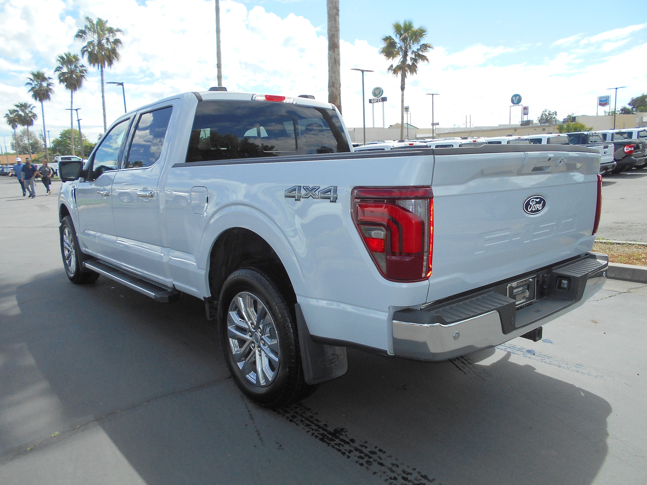 2025 Ford F-150 photo 4