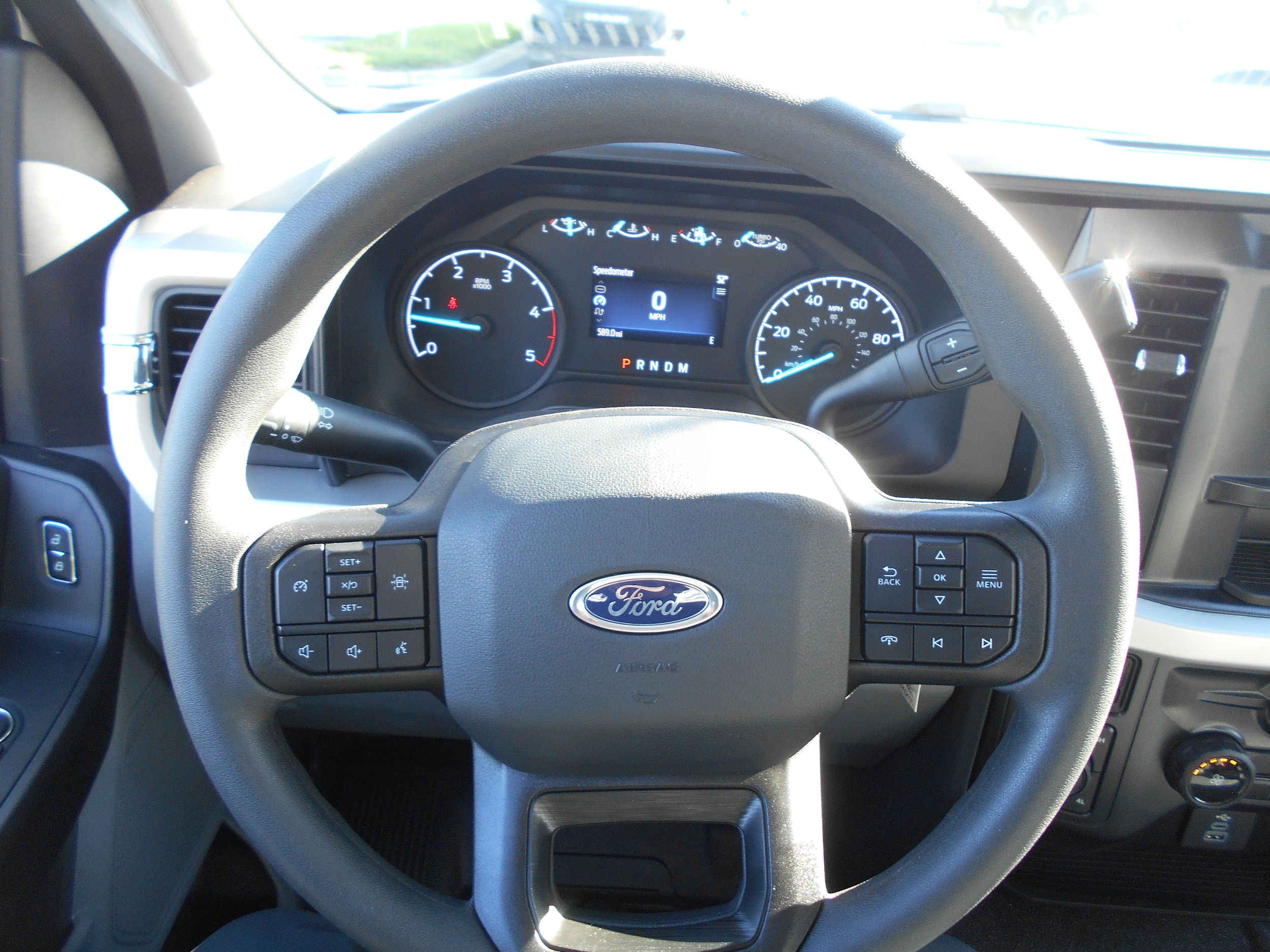 2025 Ford F-550 Super Duty Chassis Cab XL - Photo 8