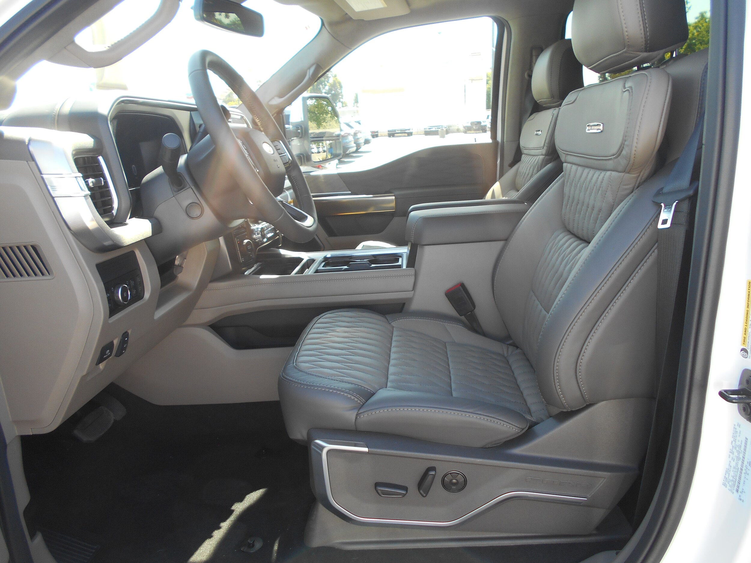 2026 Ford F-250 photo 2