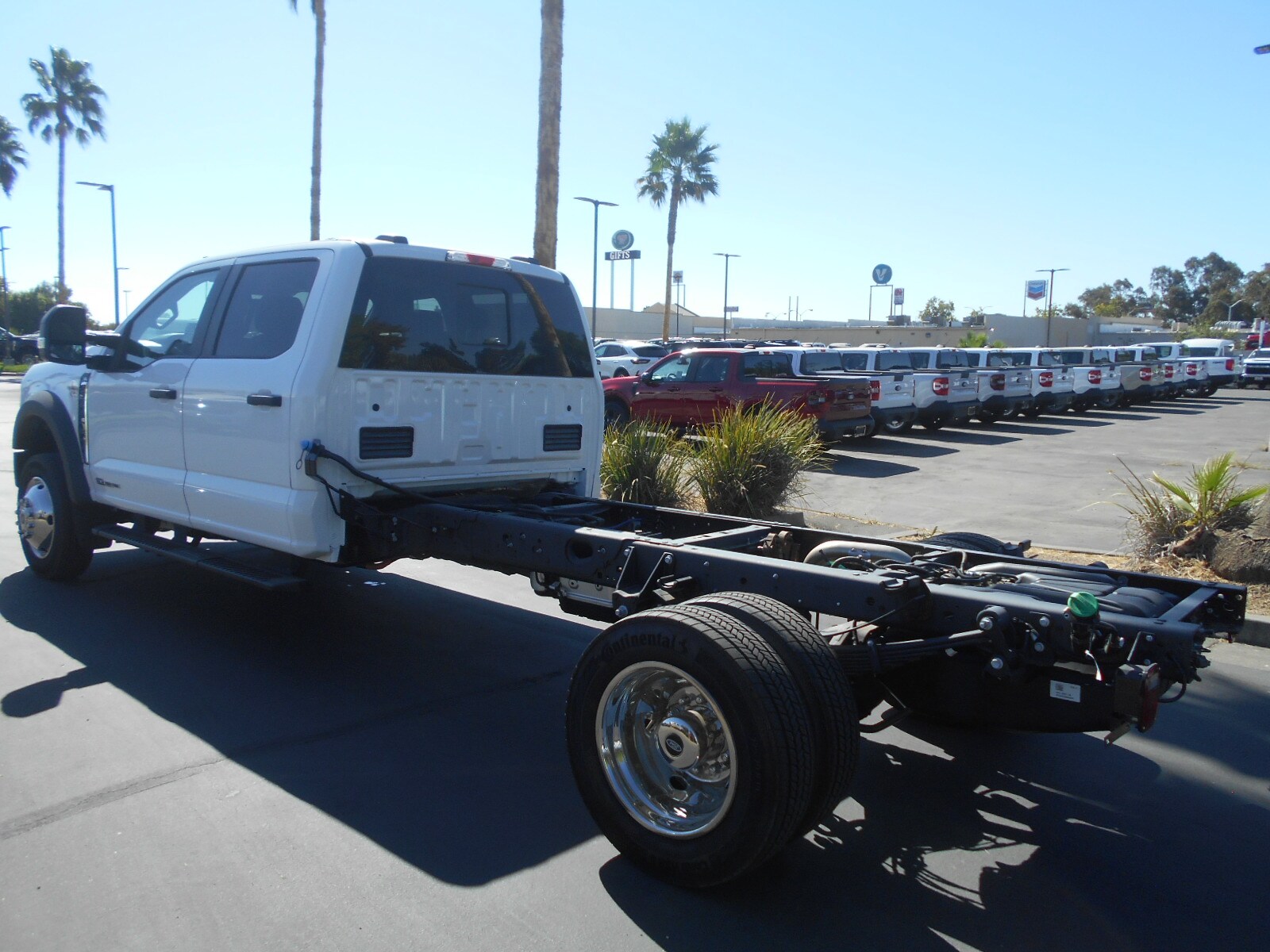2025 Ford F-550 XL photo 4