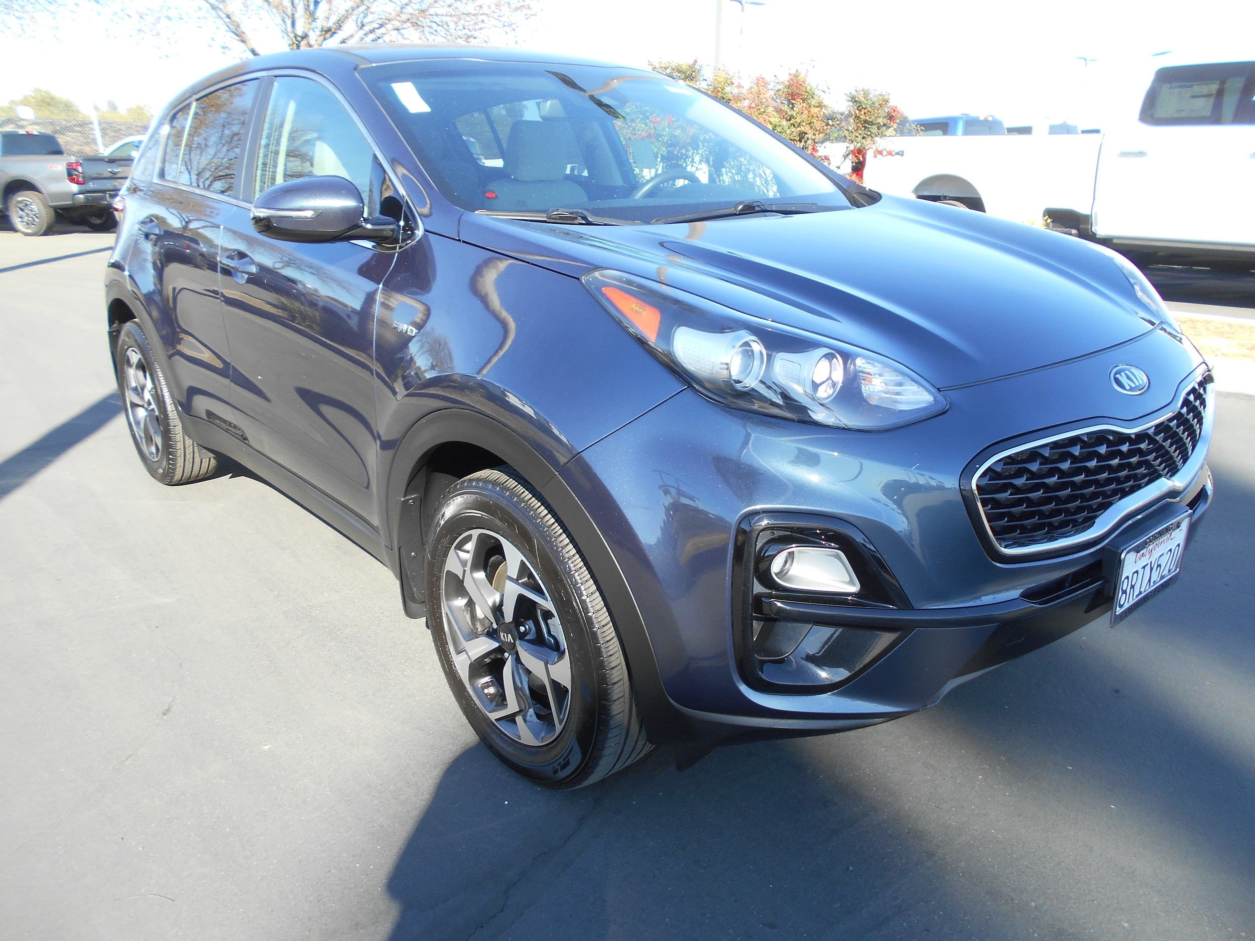 2020 Kia Sportage Cloth photo 2