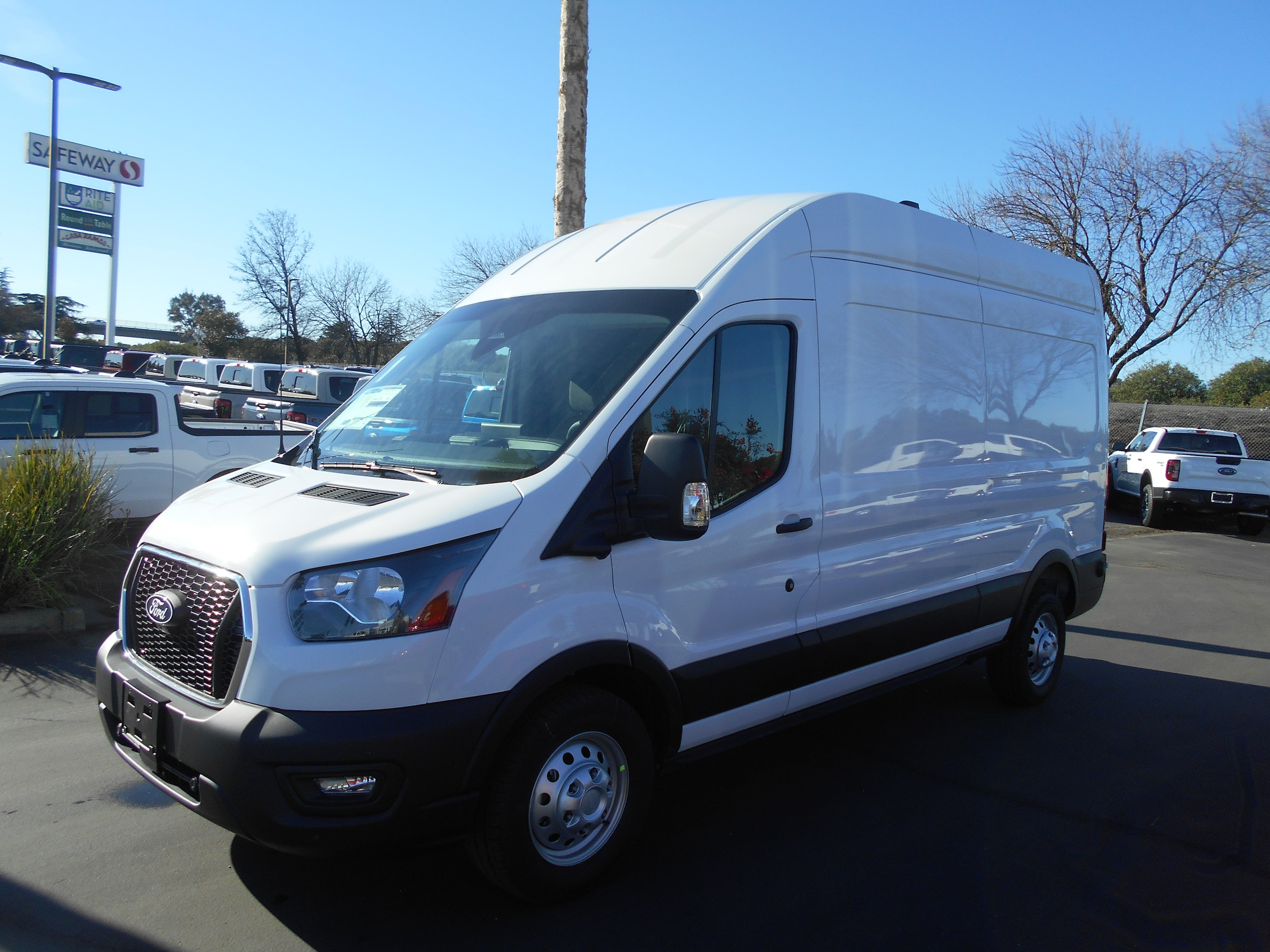2026 Ford Transit Van Base's photo