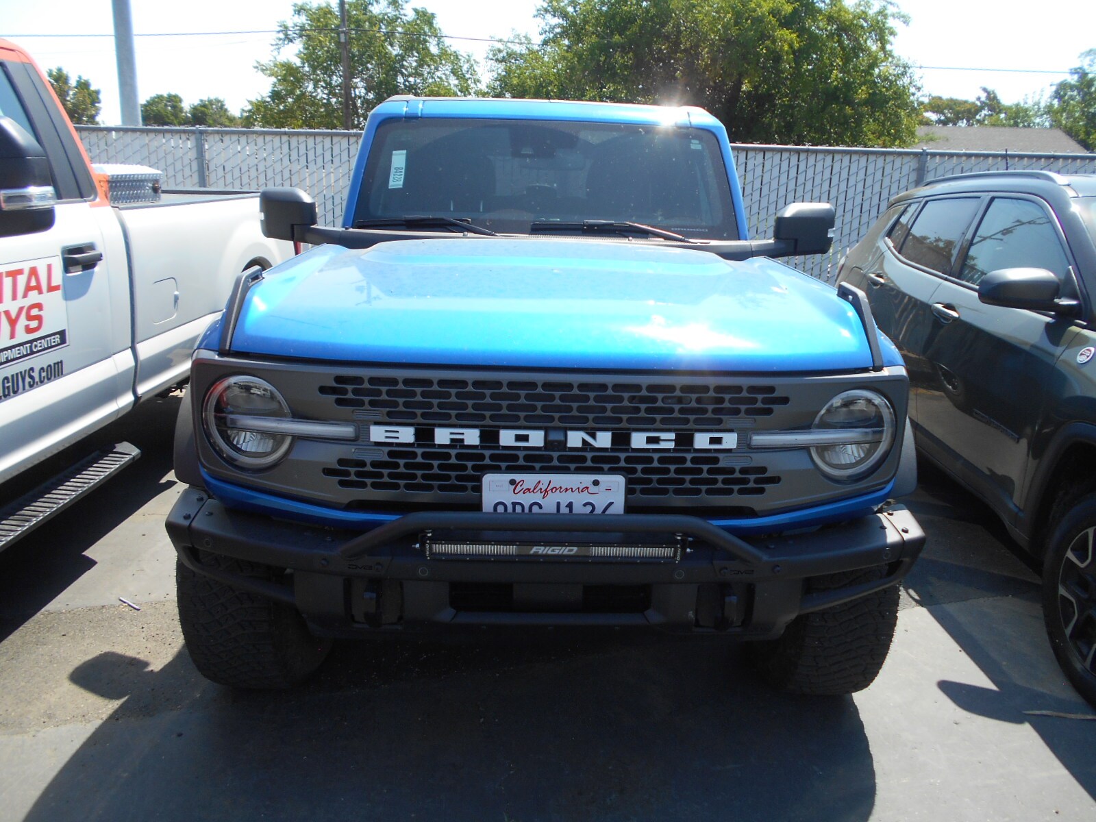 2022 Ford Bronco Base Big Bend Black Diamond Outer Banks Badlands Wildtrak Everglades photo 2
