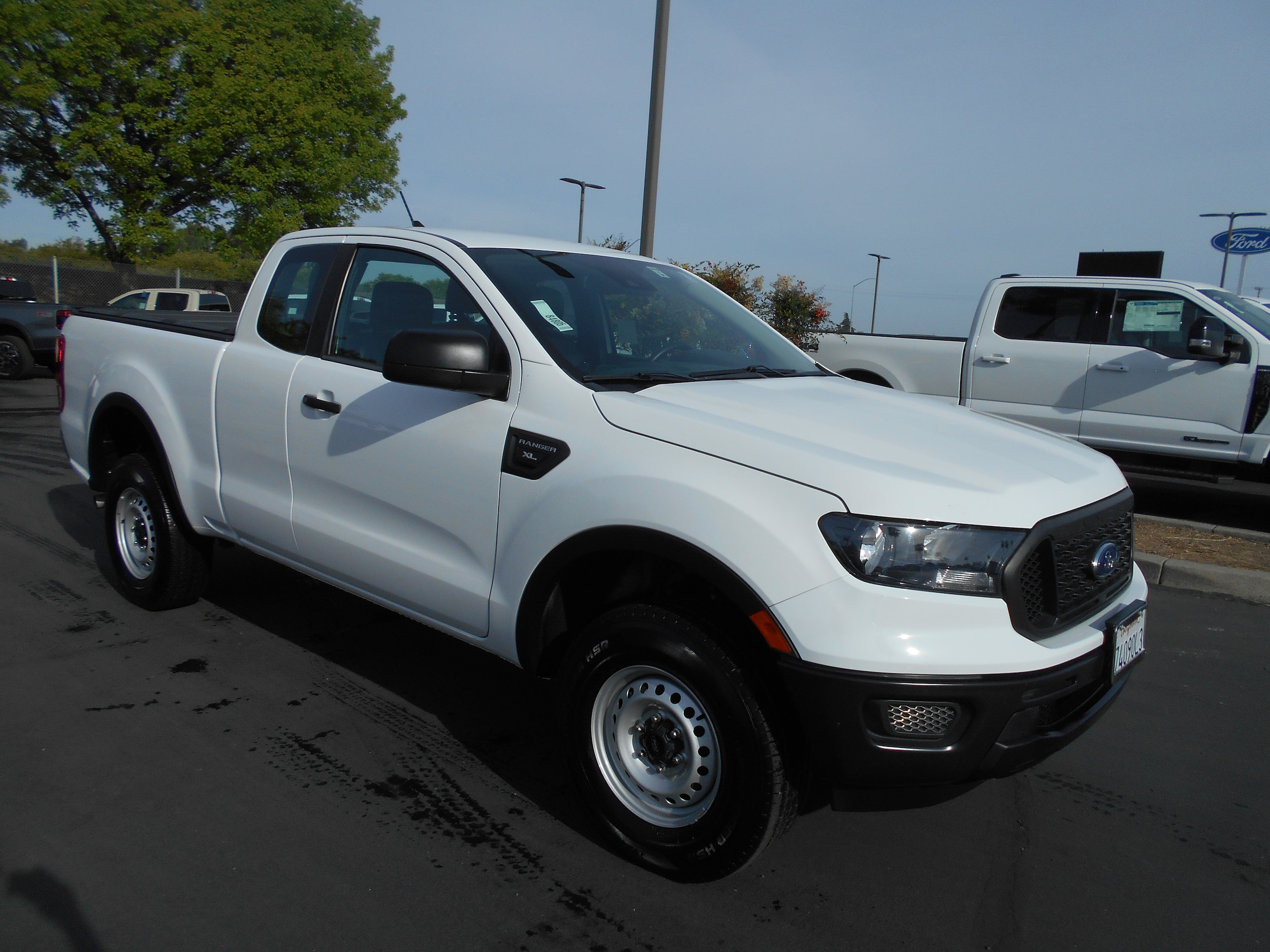 2022 Ford Ranger Vinyl photo 2