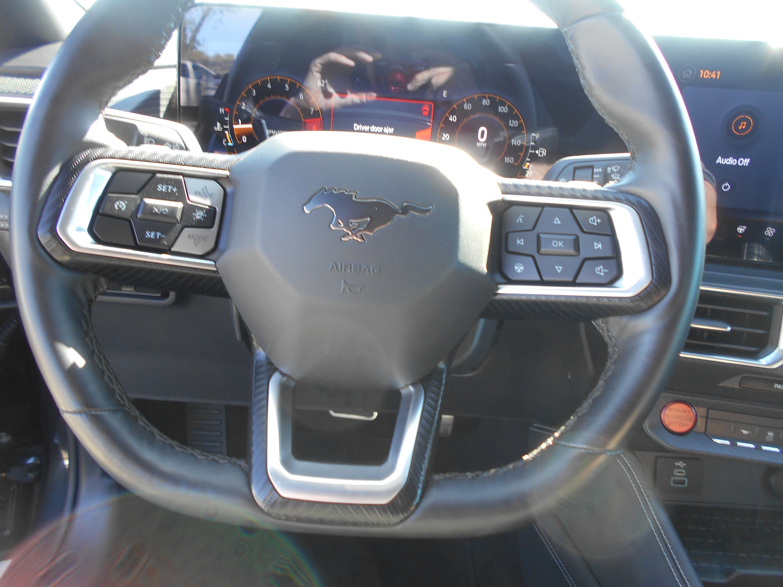 2024 Ford Mustang Leather photo 4