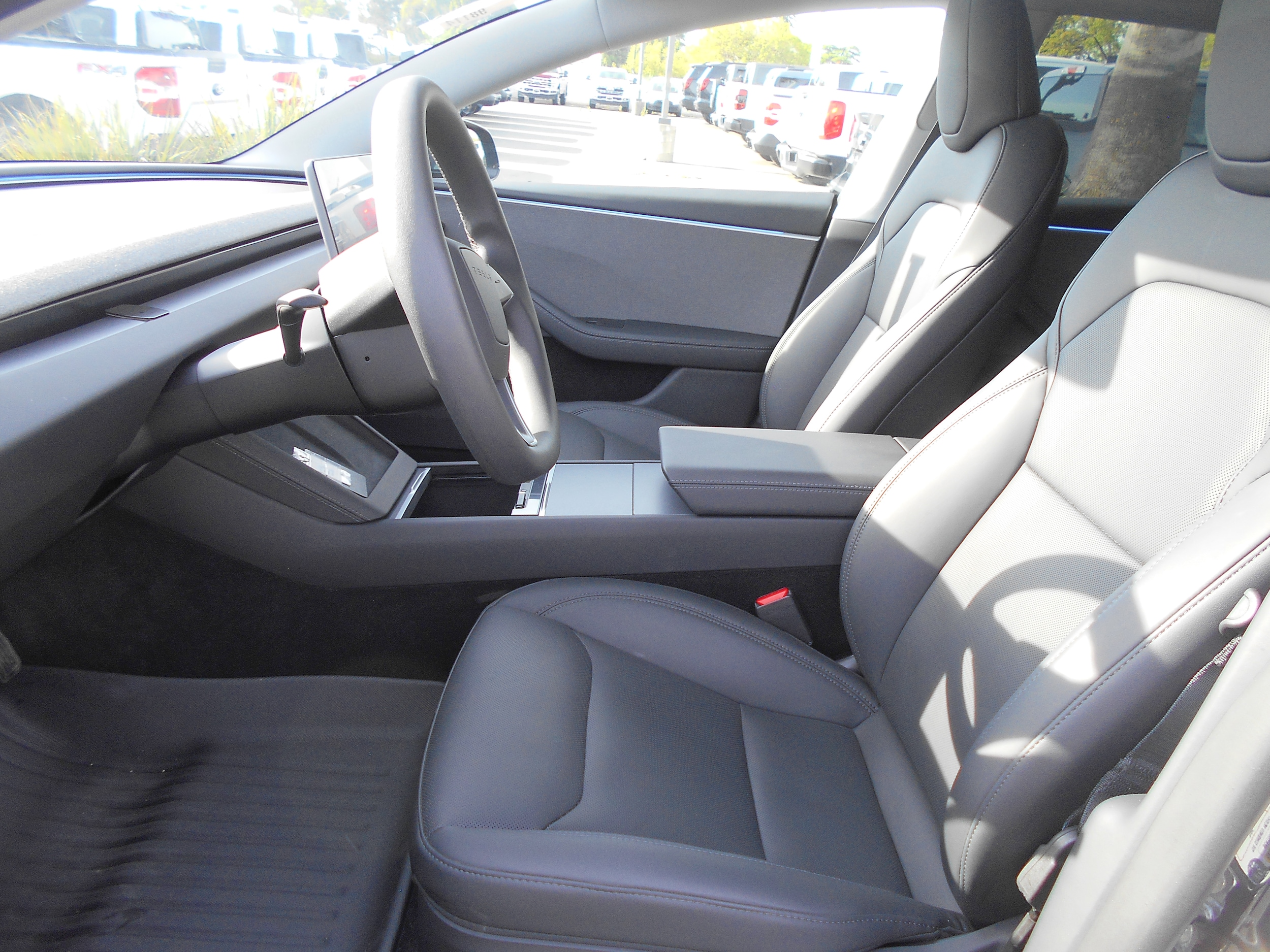 2026 Tesla Model 3 Leather photo 5