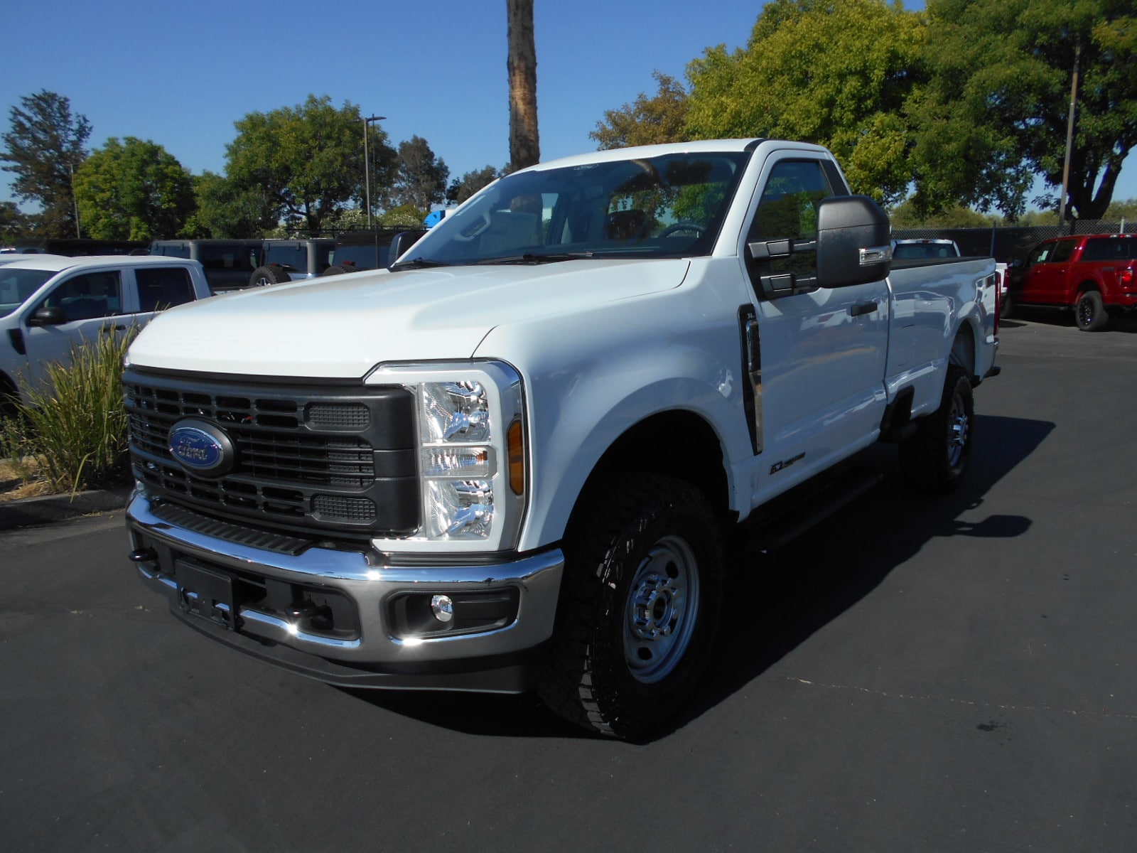 2025 Ford F-250 Super Duty XL's photo