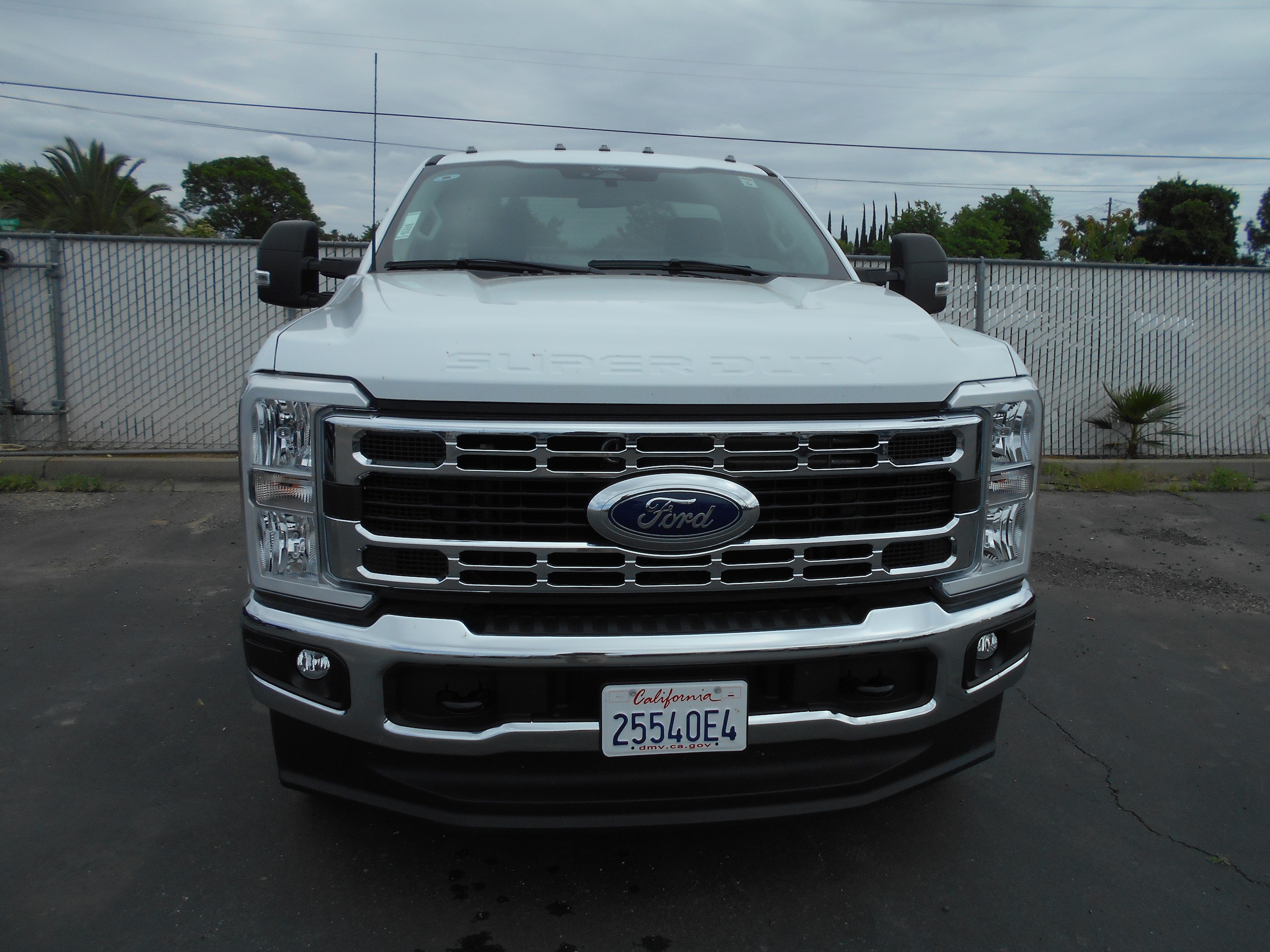 2024 Ford F-350 Cloth photo 2