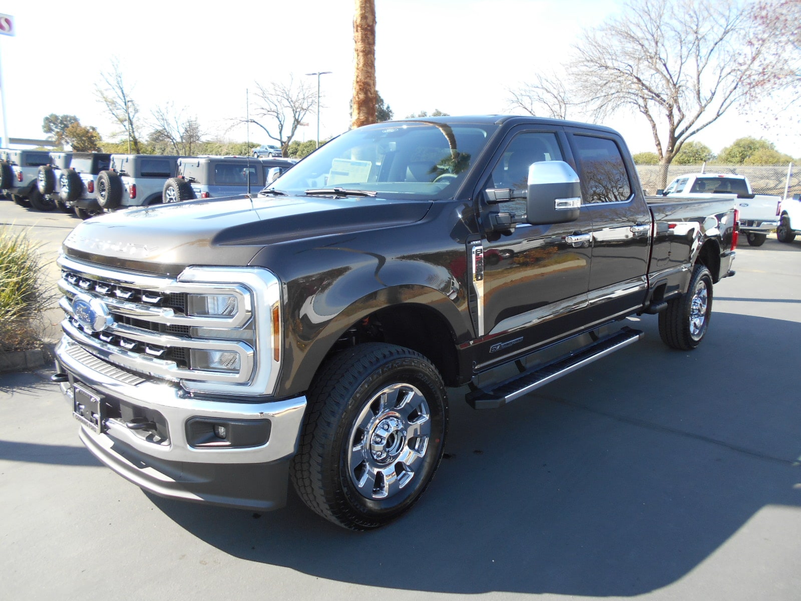 2025 Ford F-250 Super Duty Lariat's photo