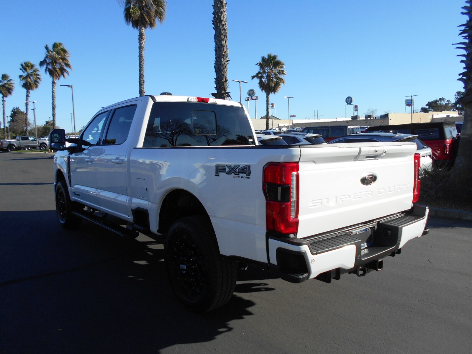 2025 Ford F-350 Lariat photo 3