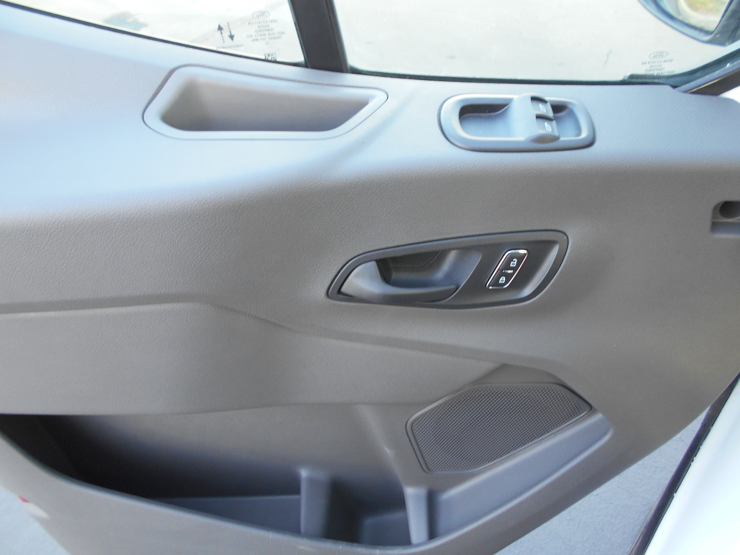 2025 Ford Transit-250 Cargo Vinyl photo 5