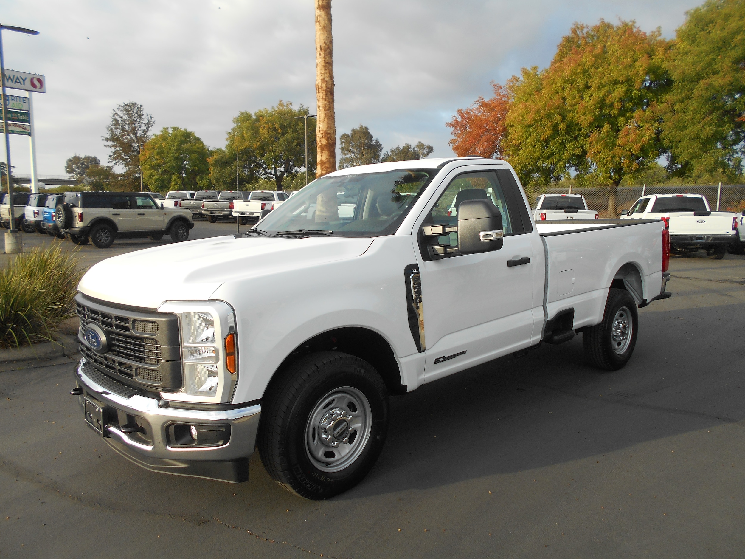 2026 Ford F-250 Super Duty XL's photo