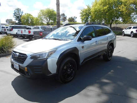 2022 Subaru Outback Leather SUV
