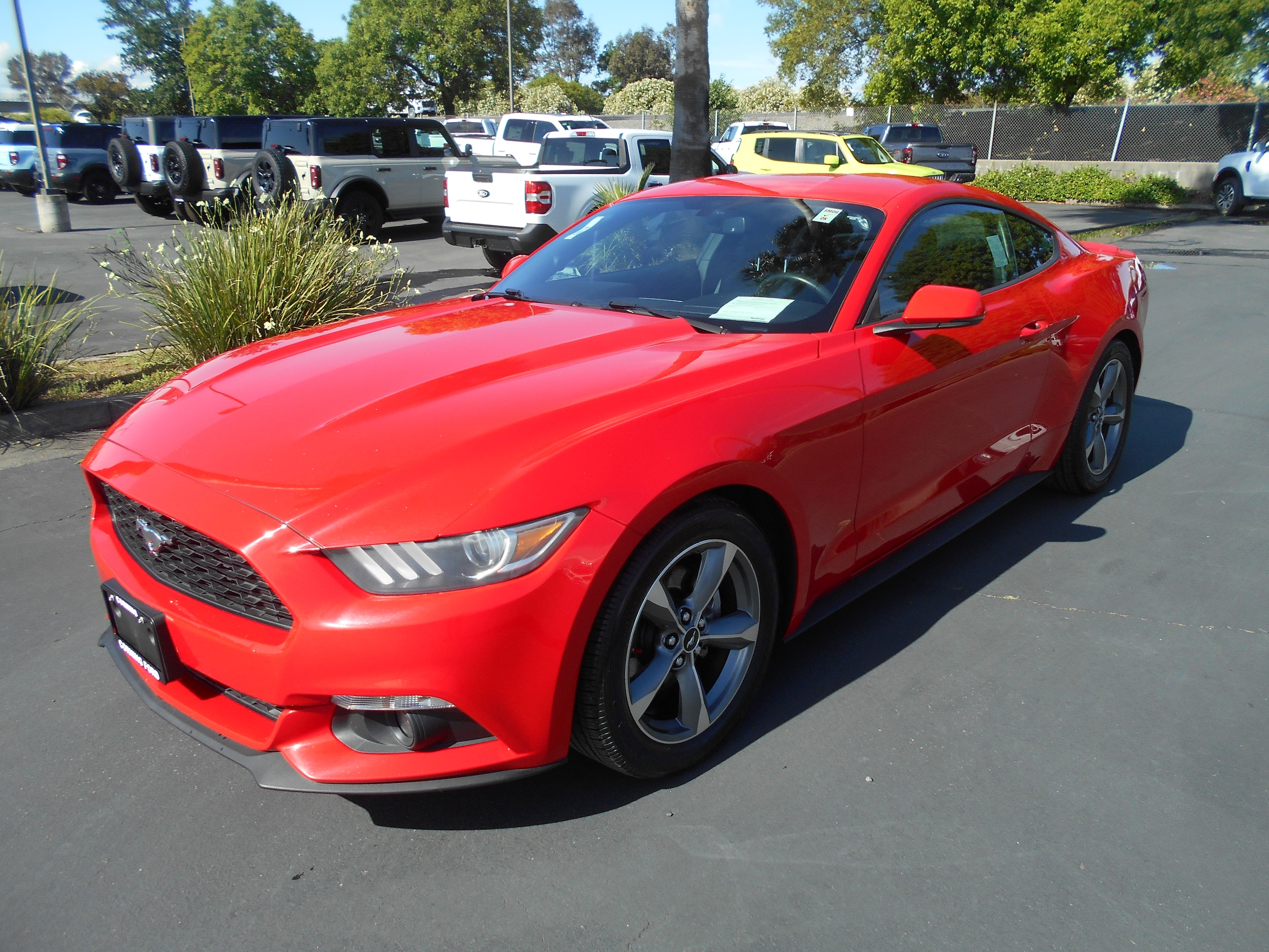 2015 Ford Mustang EcoBoost Coupe Premium's photo