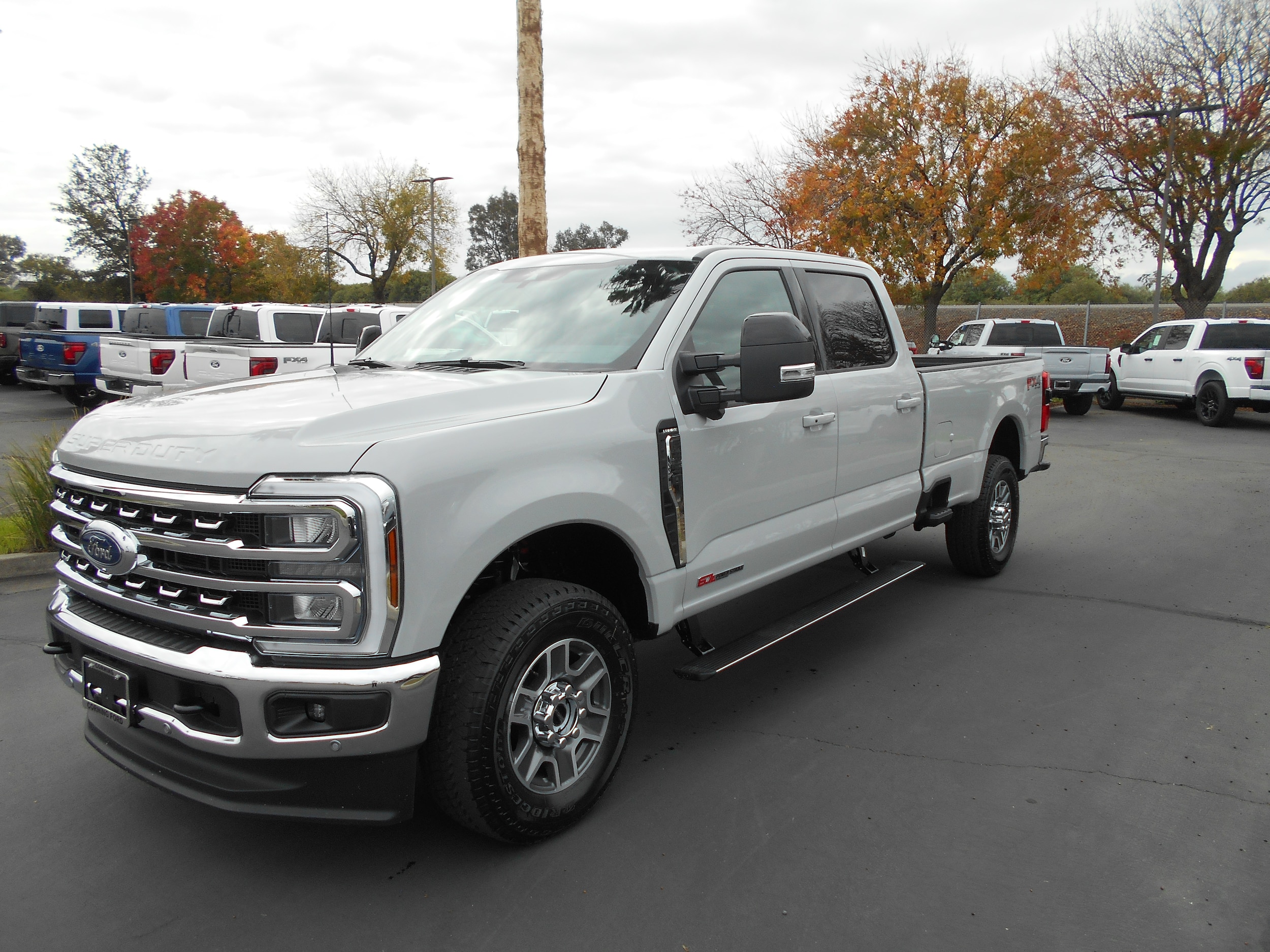 2026 Ford F-350 Super Duty Lariat's photo