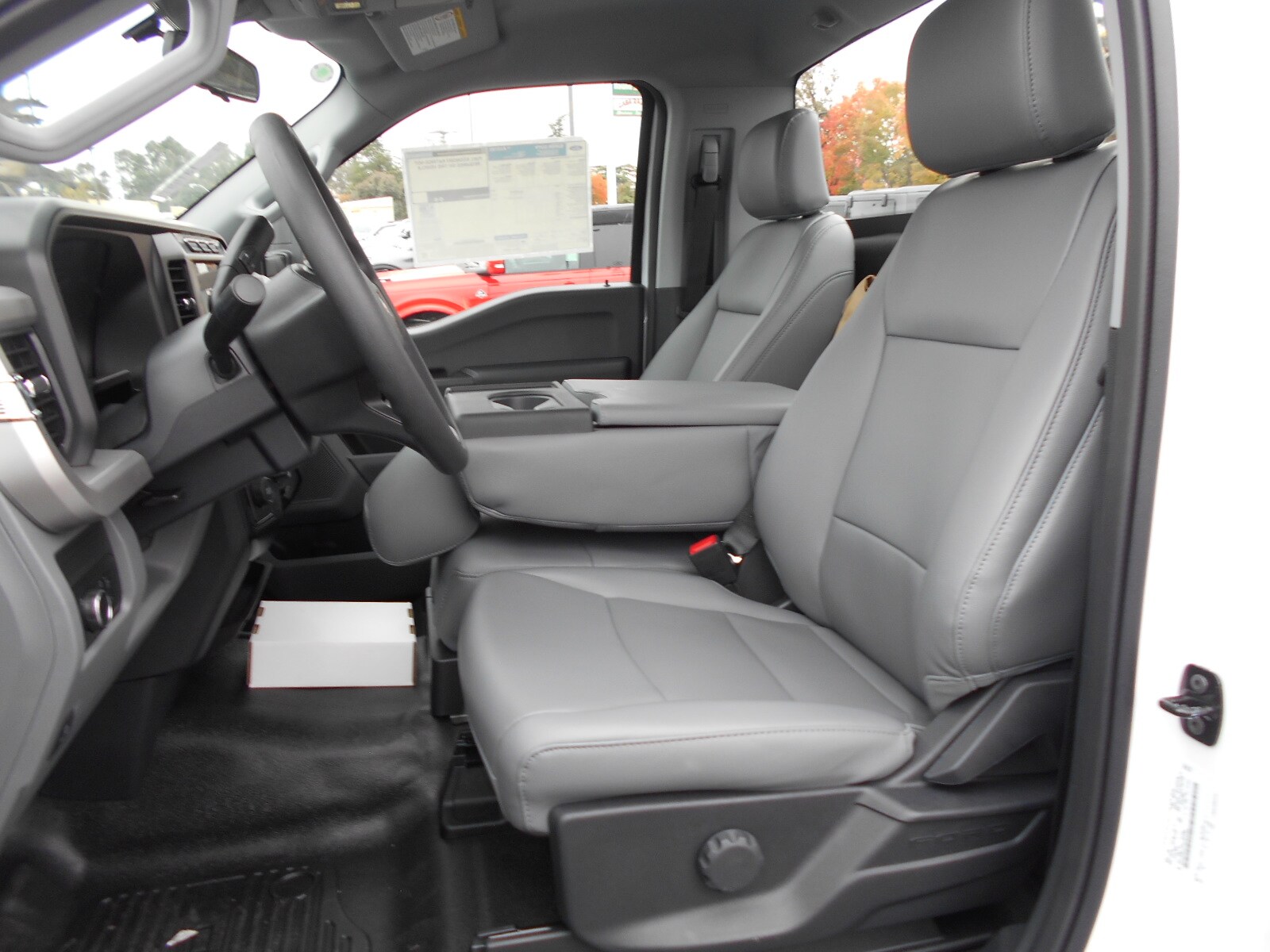 2024 Ford F-550 XL photo 4
