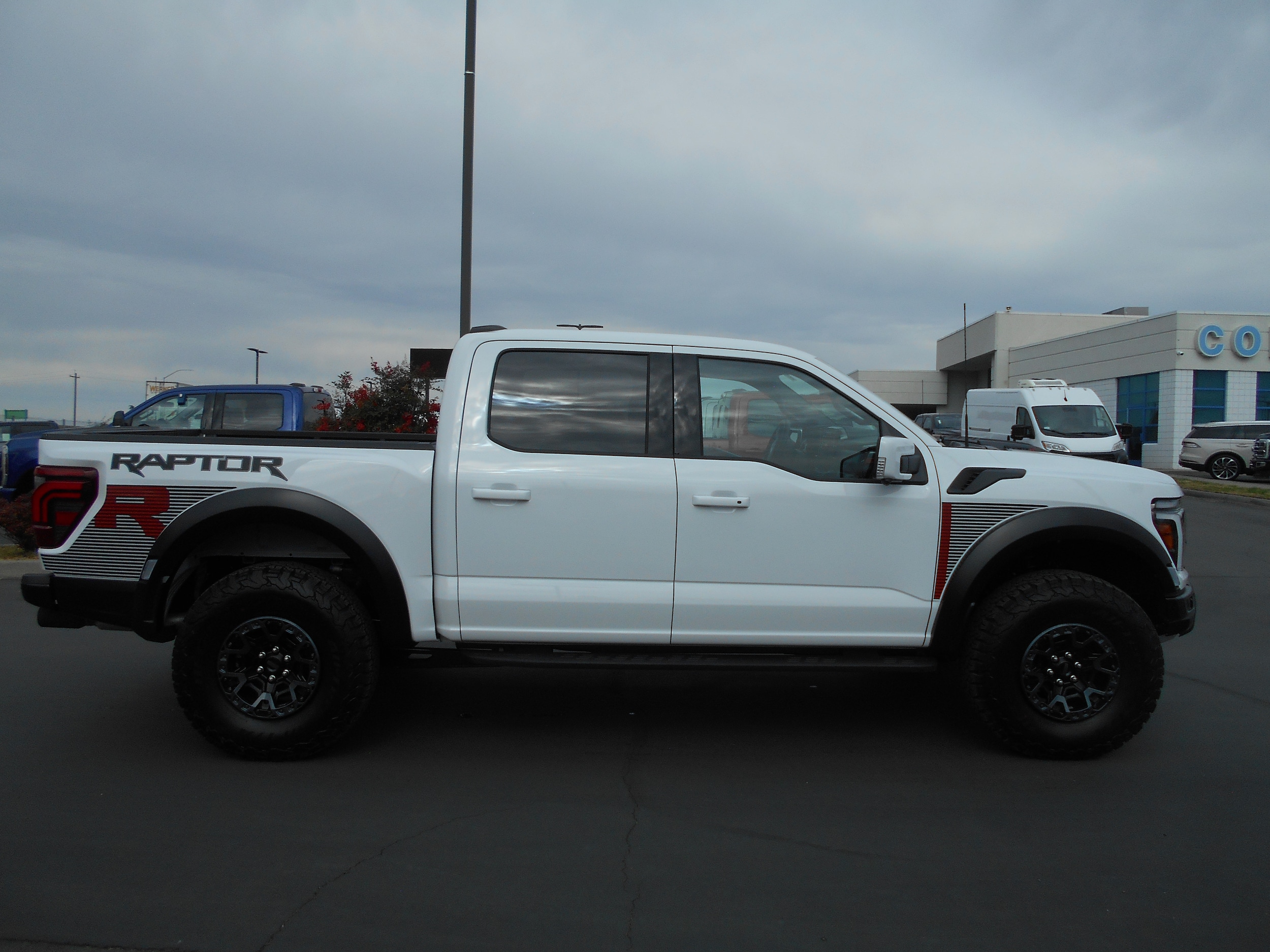 2025 Ford F-150 Raptor R Leather photo 3