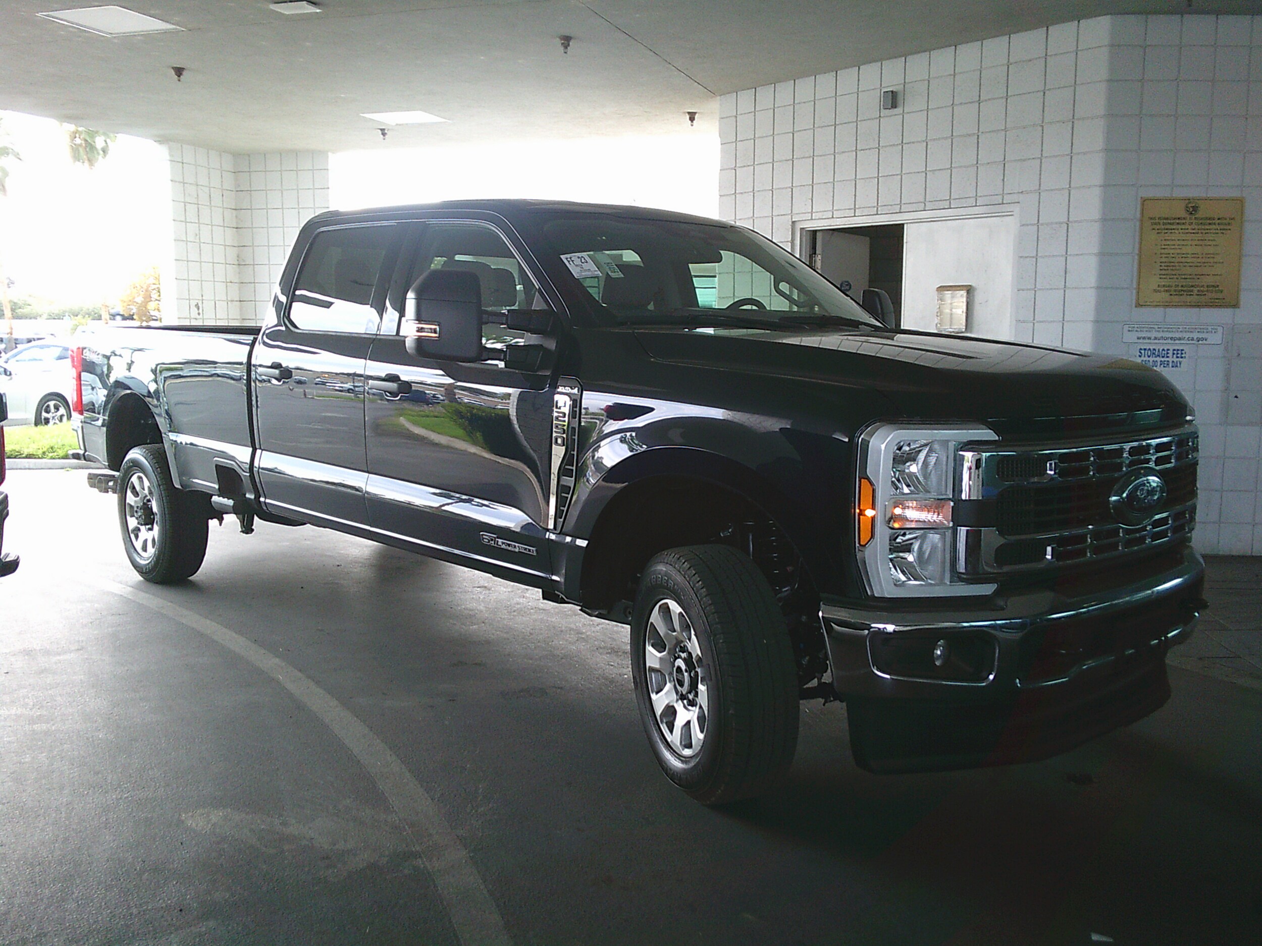 2024 Ford F-250 photo 3