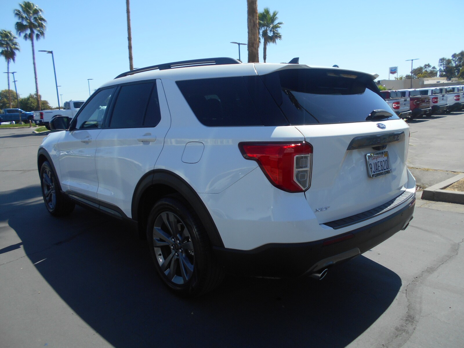 2023 Ford Explorer XLT photo 4