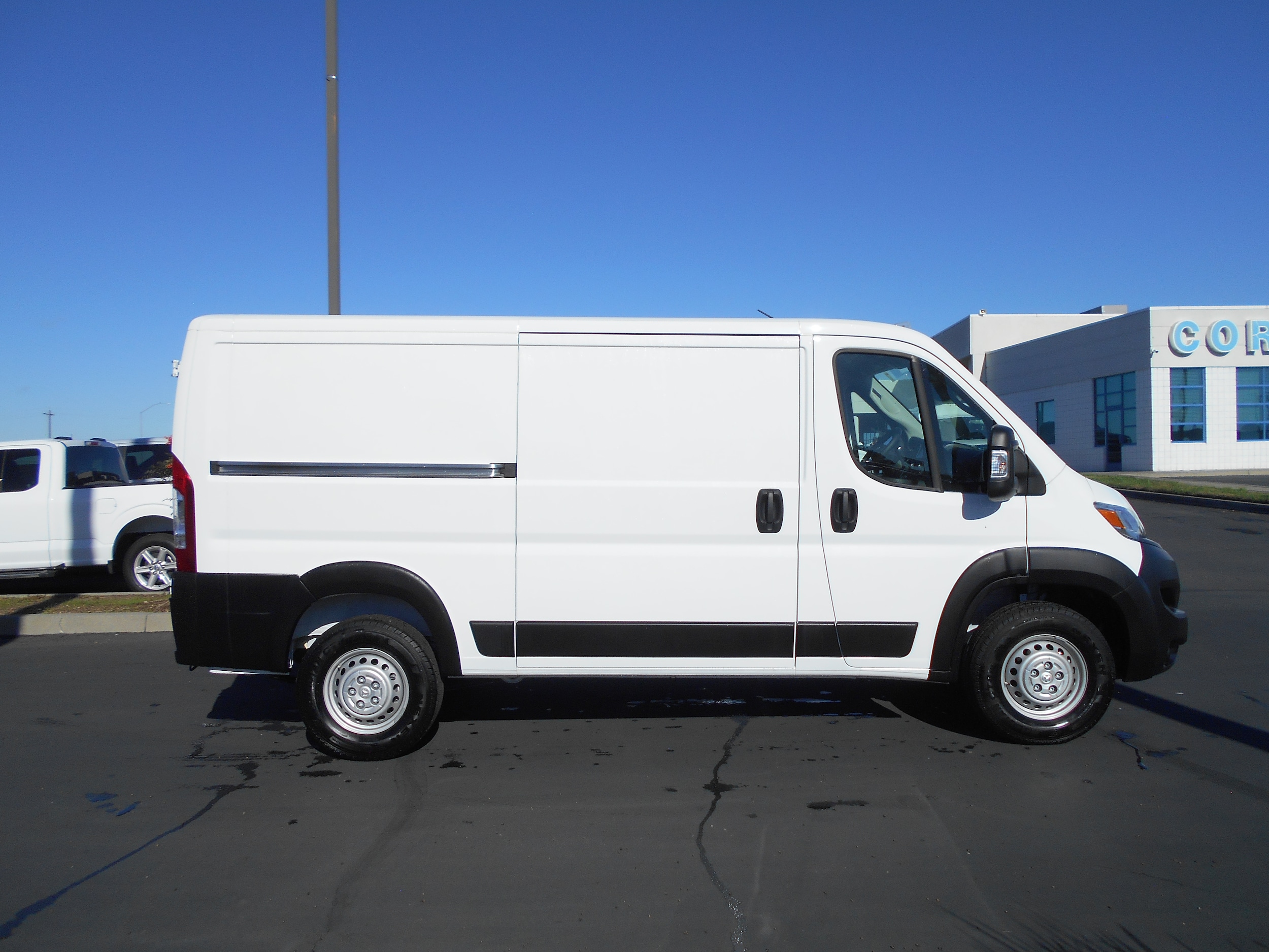 2025 Ram ProMaster 2500 Cloth photo 3